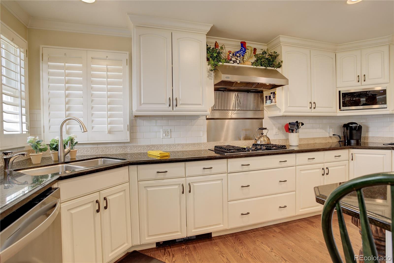 MLS Image #15 for 8464 e geddes place,centennial, Colorado