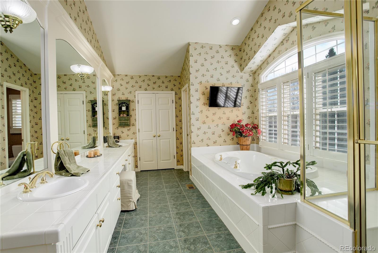 MLS Image #34 for 8464 e geddes place,centennial, Colorado