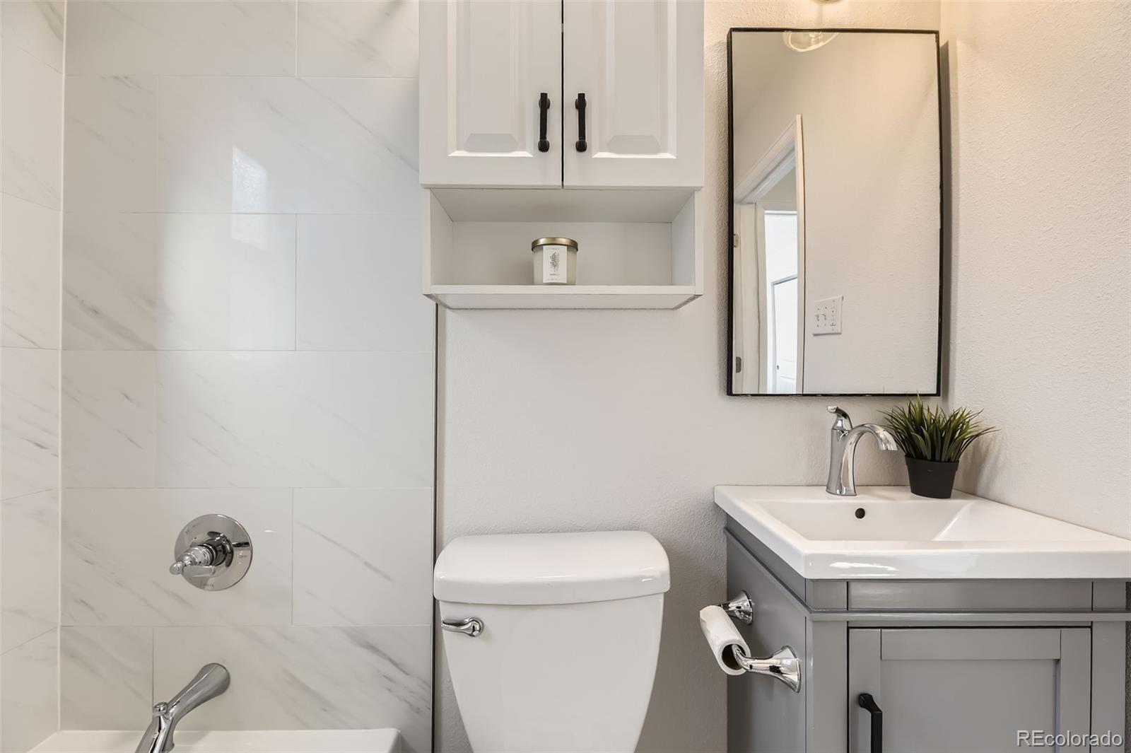 MLS Image #12 for 4239 s fox street,englewood, Colorado