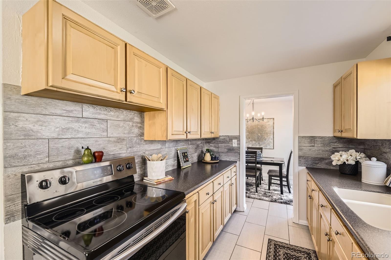 MLS Image #6 for 4239 s fox street,englewood, Colorado