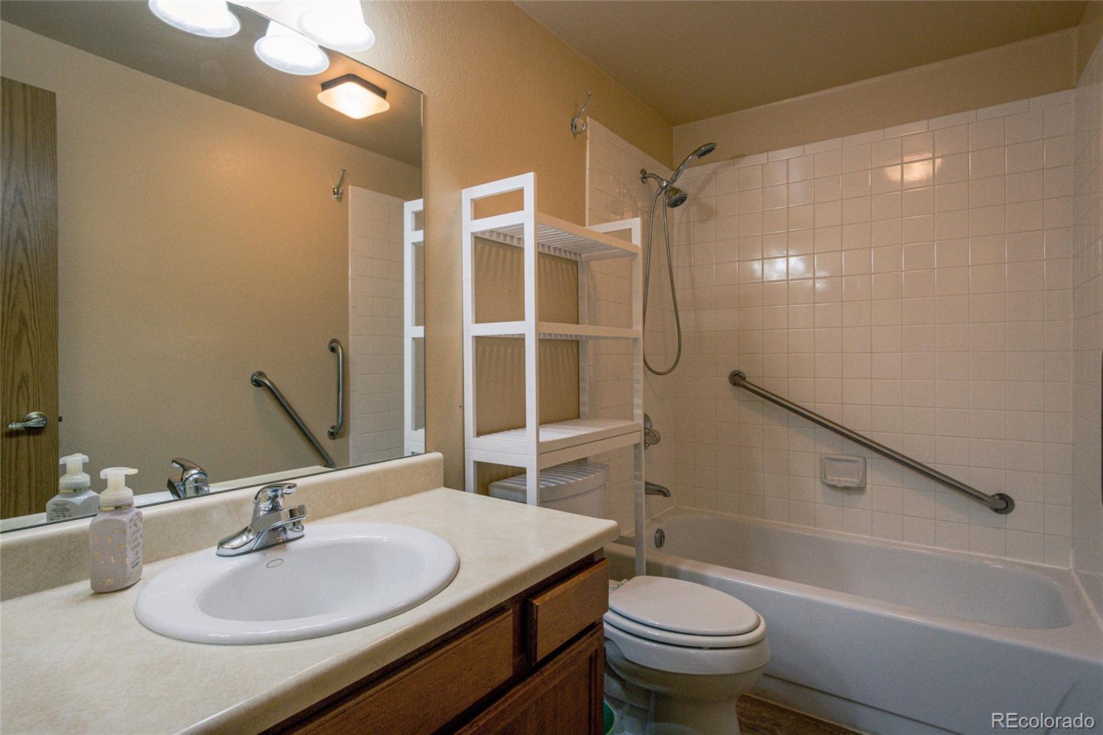 MLS Image #14 for 8402  everett way d,arvada, Colorado
