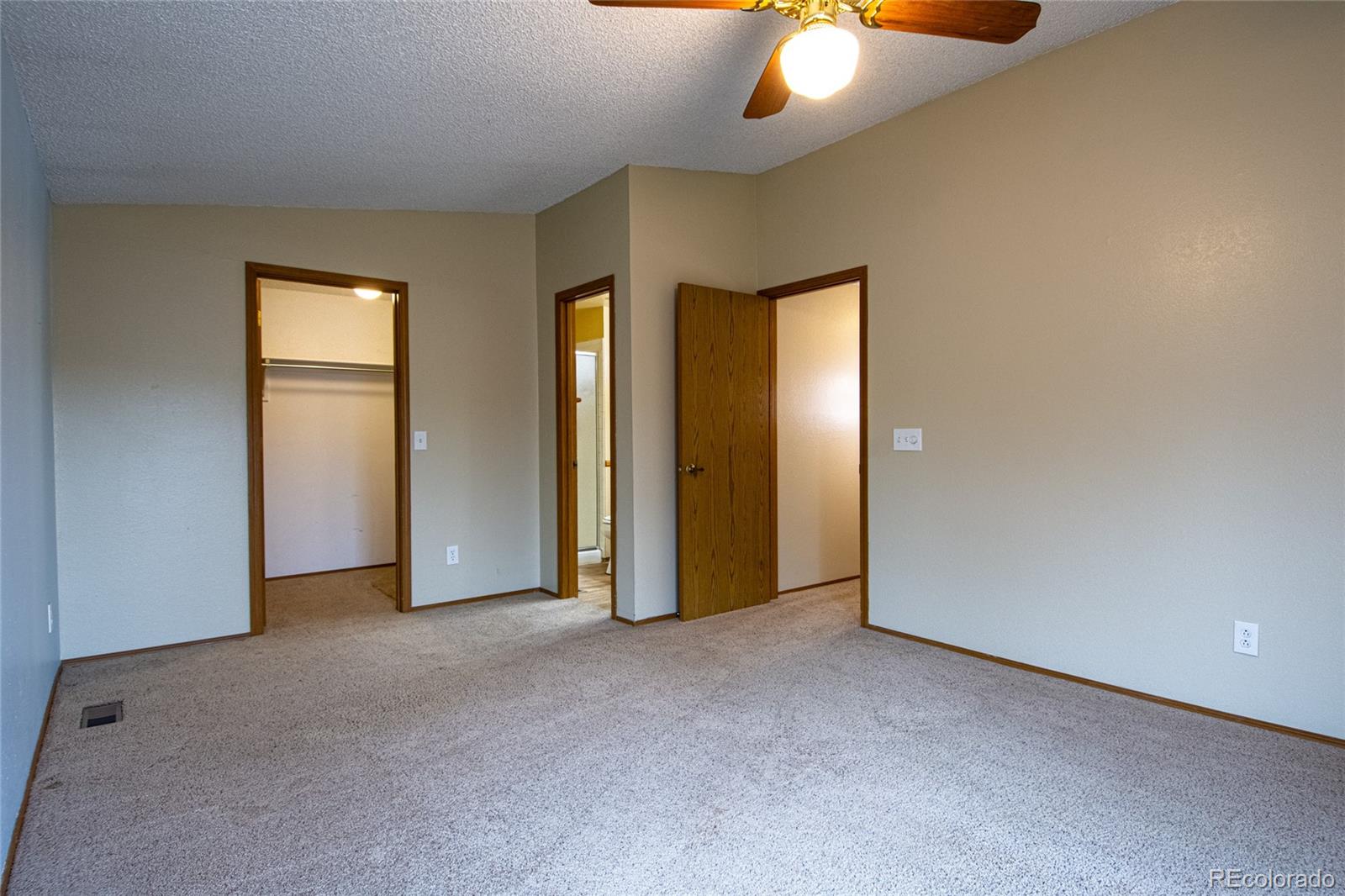 MLS Image #9 for 8402  everett way d,arvada, Colorado