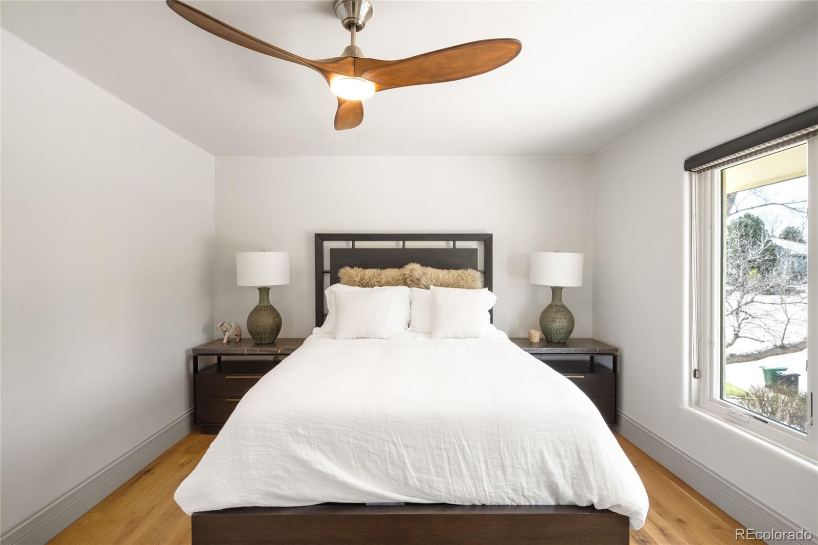 MLS Image #29 for 3930 s pinehurst circle,denver, Colorado