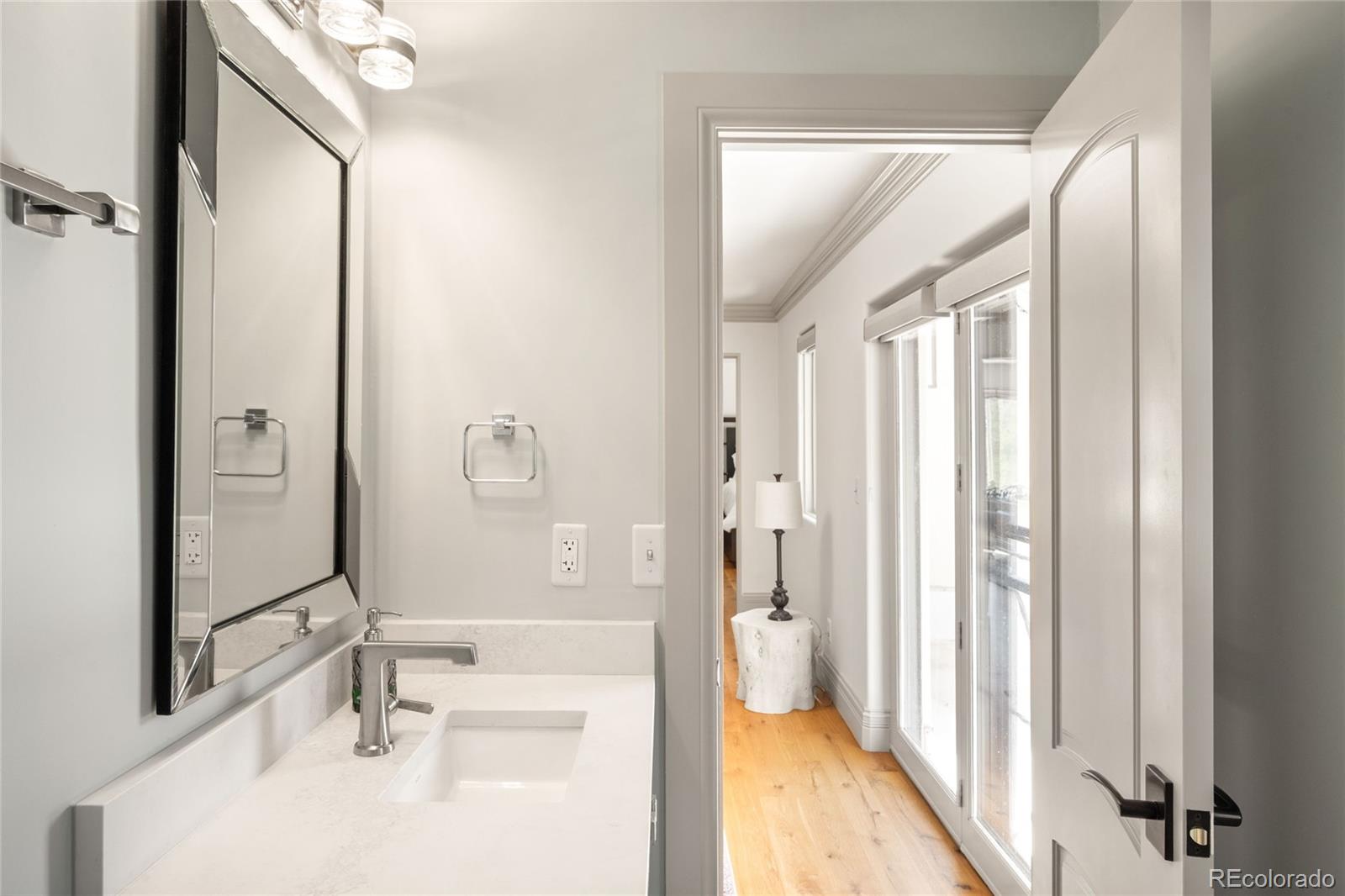 MLS Image #31 for 3930 s pinehurst circle,denver, Colorado