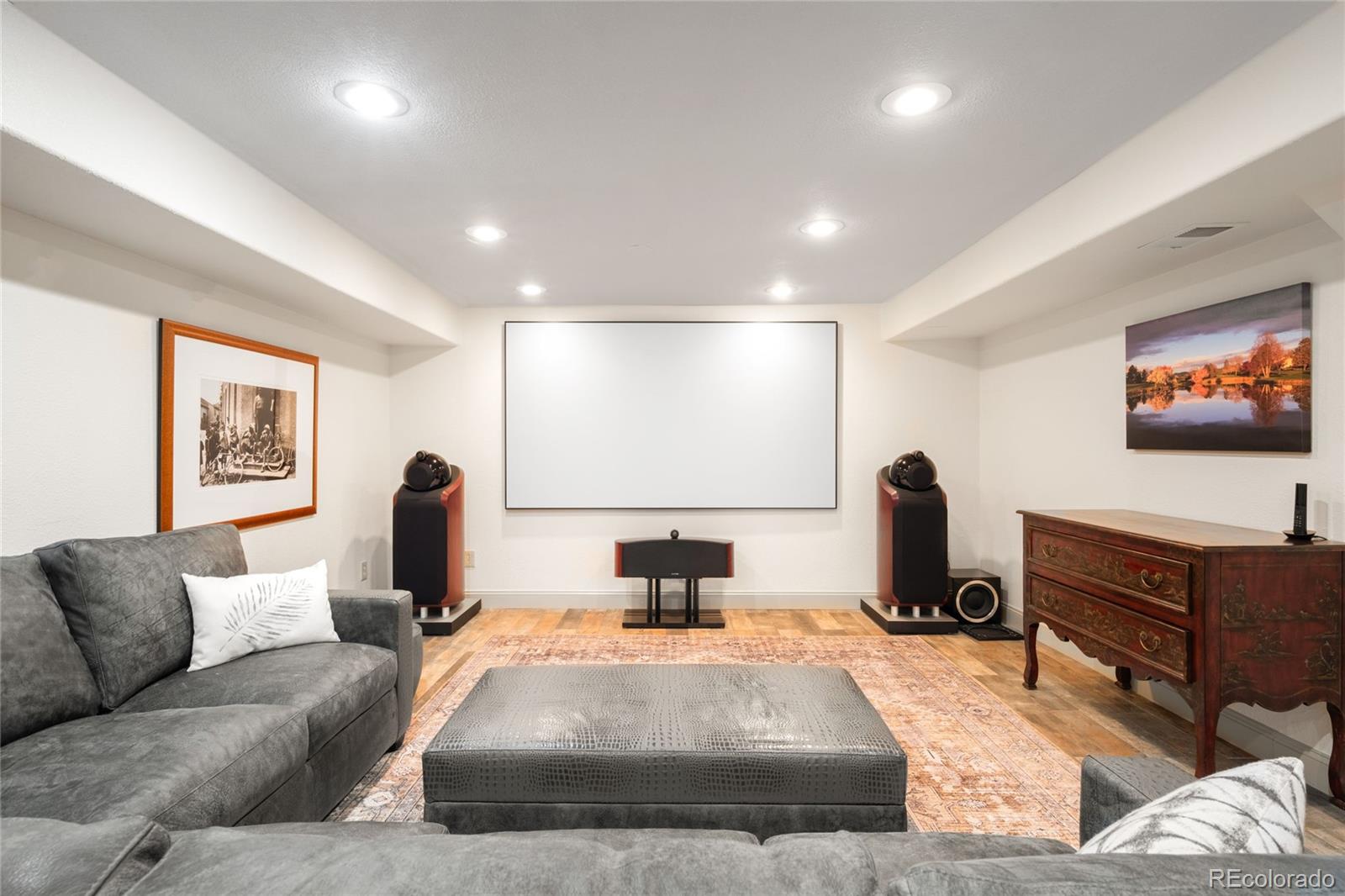 MLS Image #33 for 3930 s pinehurst circle,denver, Colorado