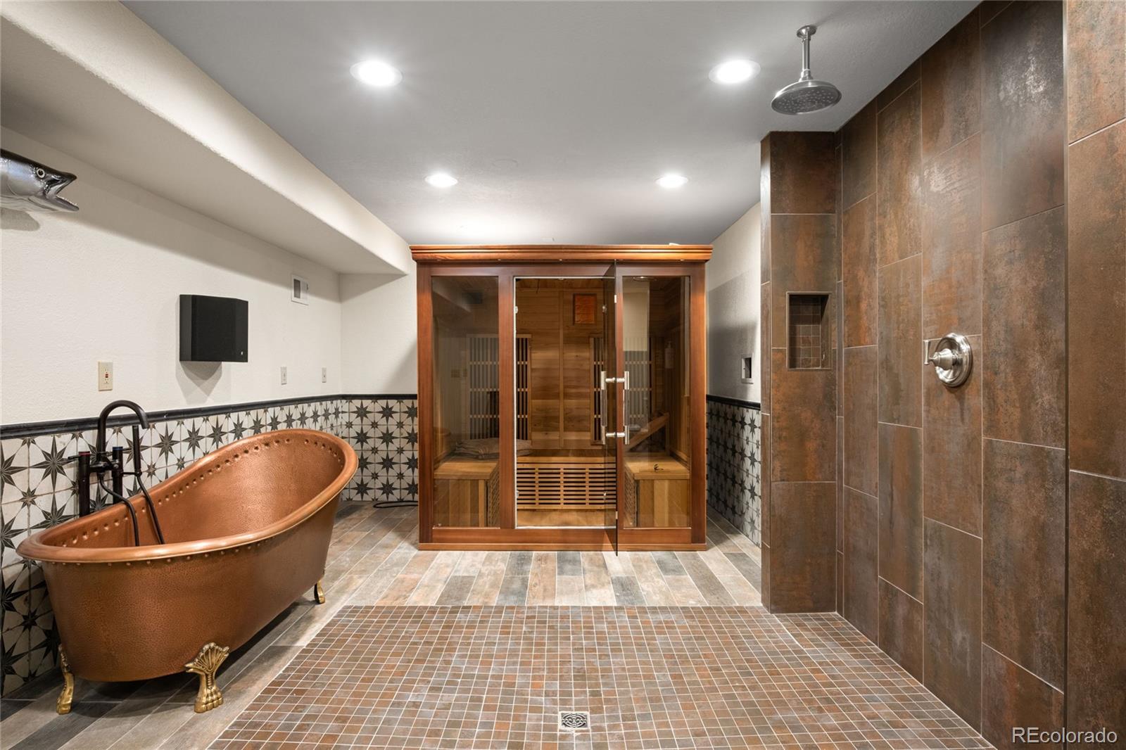 MLS Image #37 for 3930 s pinehurst circle,denver, Colorado