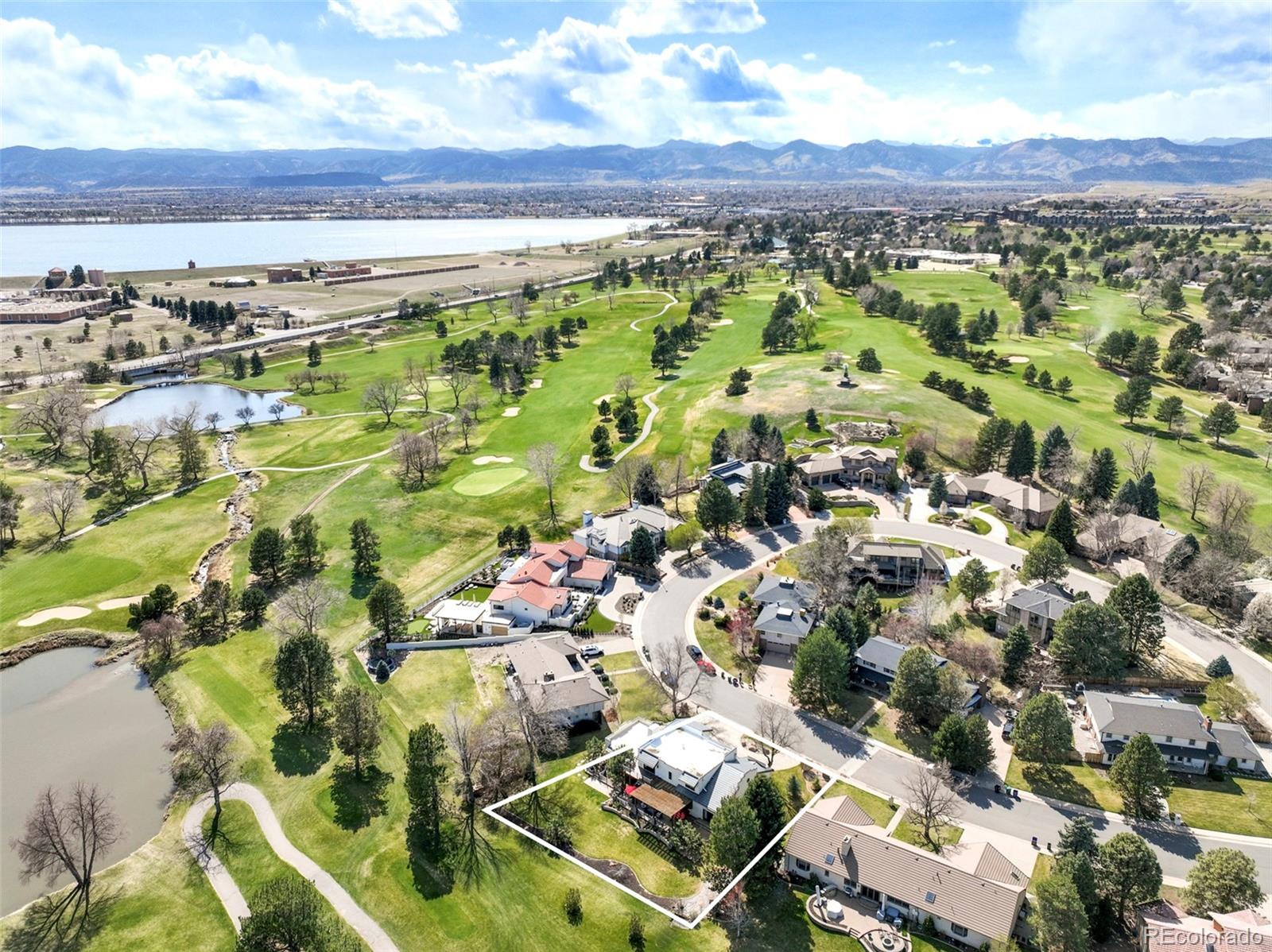MLS Image #41 for 3930 s pinehurst circle,denver, Colorado