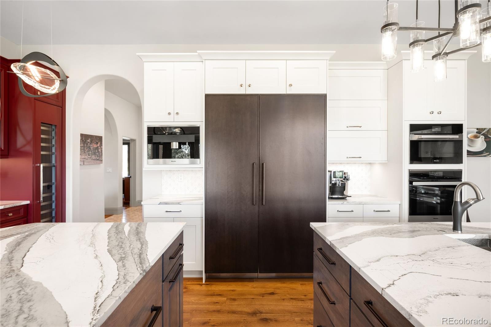 MLS Image #8 for 3930 s pinehurst circle,denver, Colorado