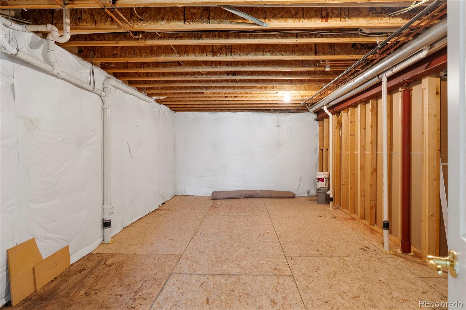 MLS Image #28 for 20550 e lake circle,centennial, Colorado