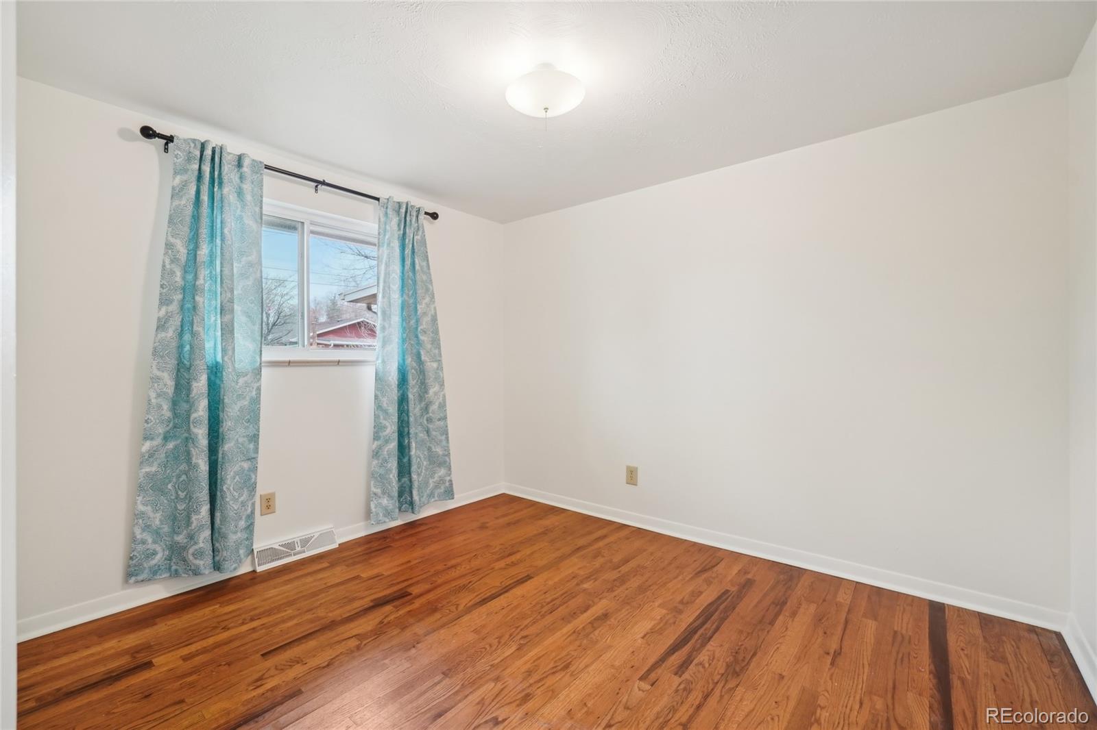 MLS Image #12 for 10  merideth lane,longmont, Colorado