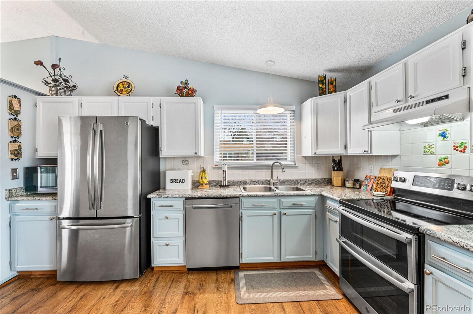 MLS Image #4 for 7538  harlan street,arvada, Colorado