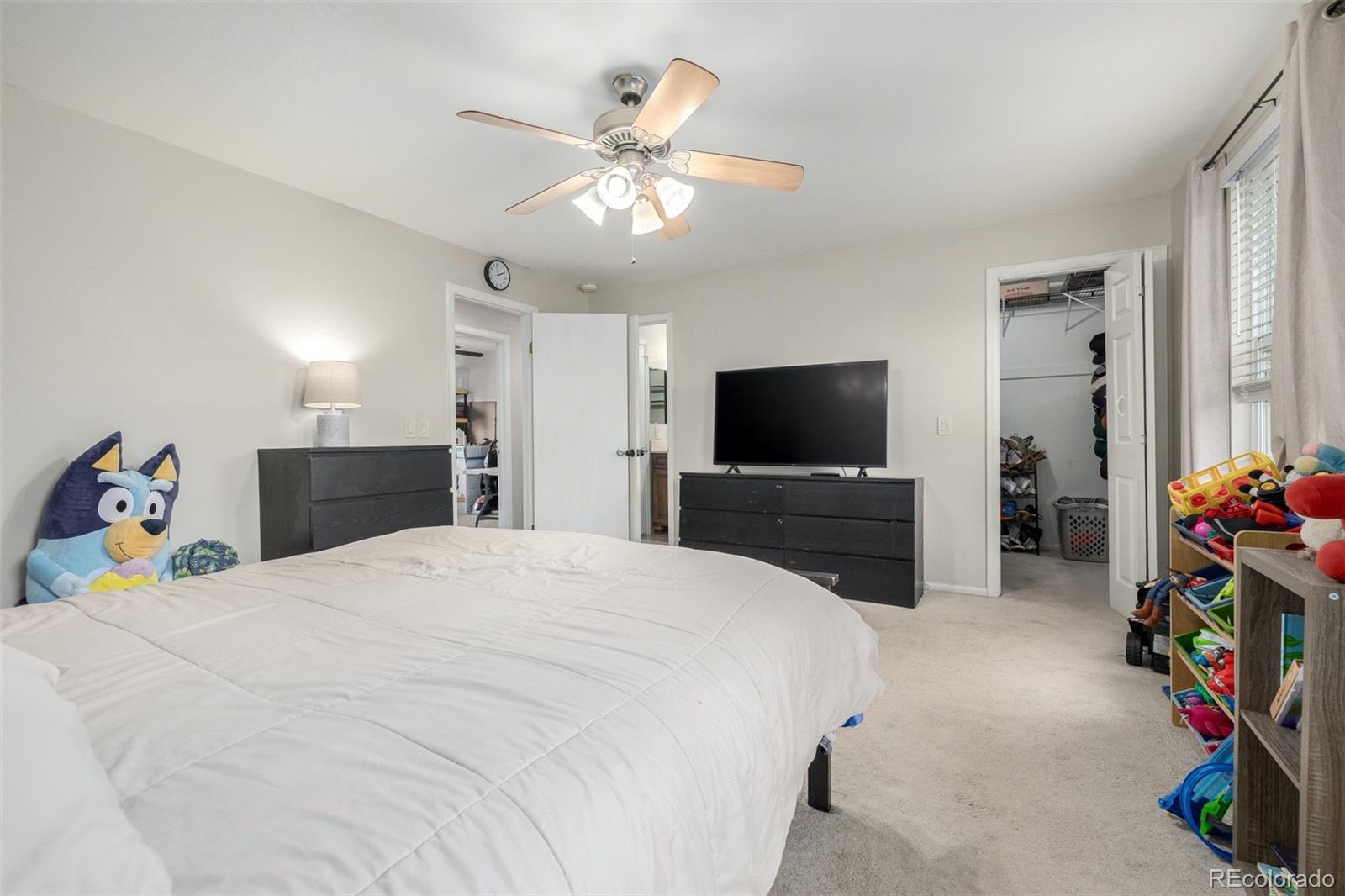 MLS Image #11 for 1304 s zeno street,aurora, Colorado