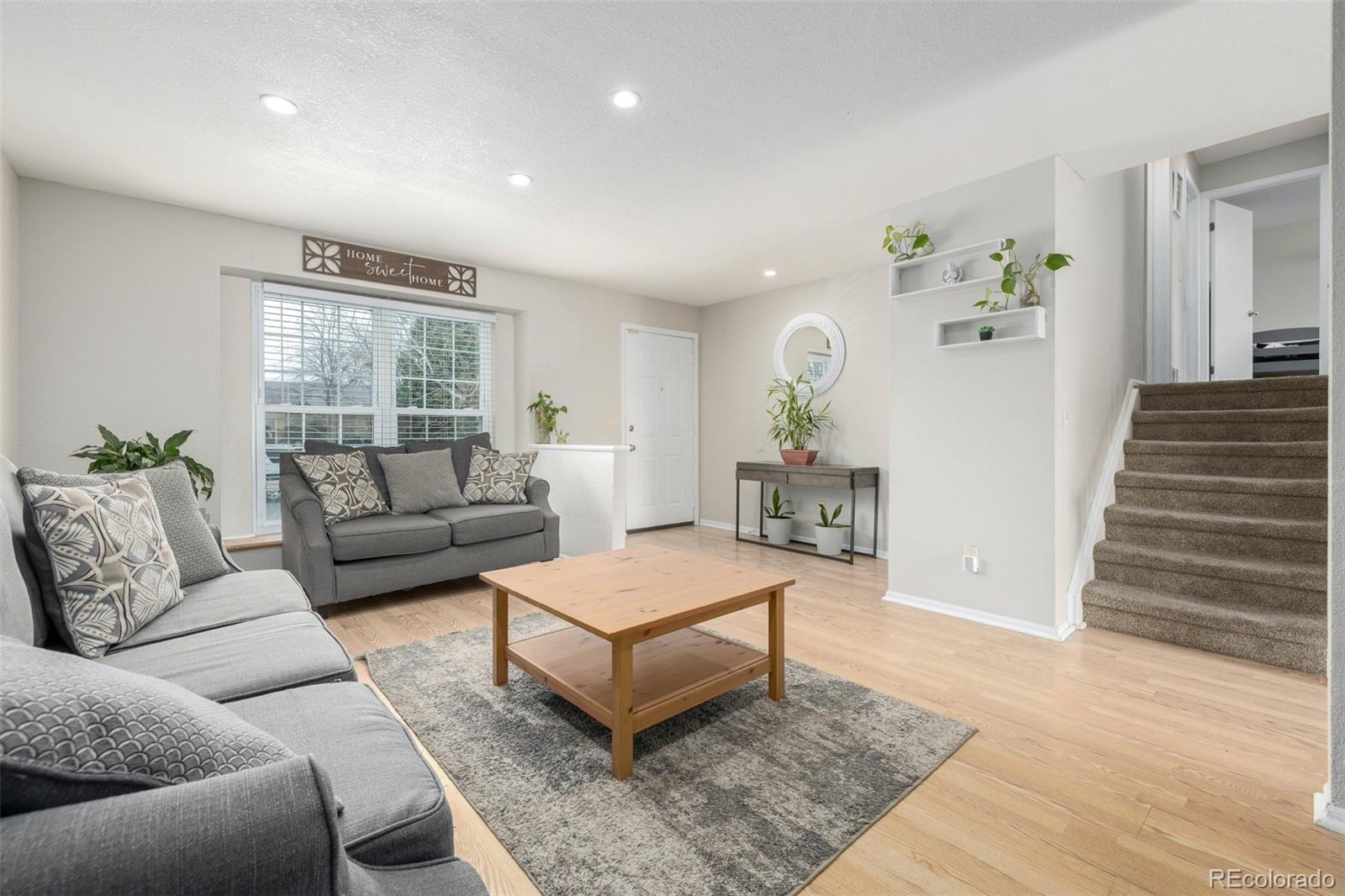 MLS Image #4 for 1304 s zeno street,aurora, Colorado