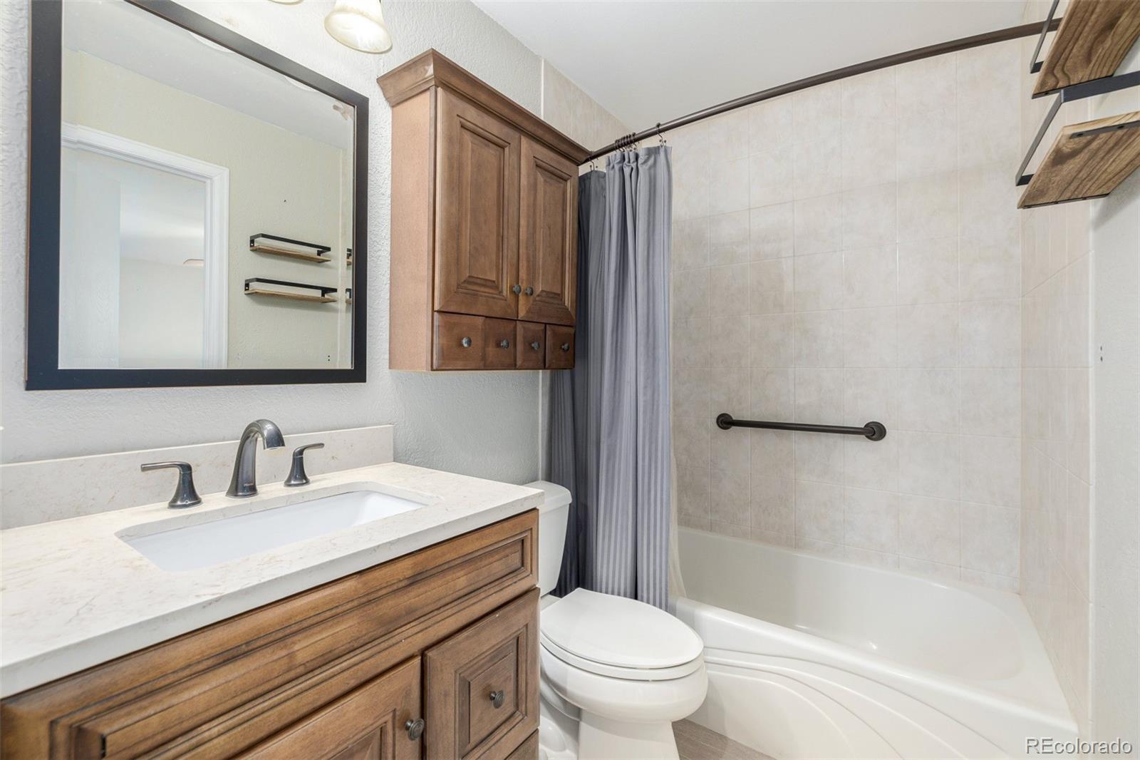MLS Image #9 for 1304 s zeno street,aurora, Colorado