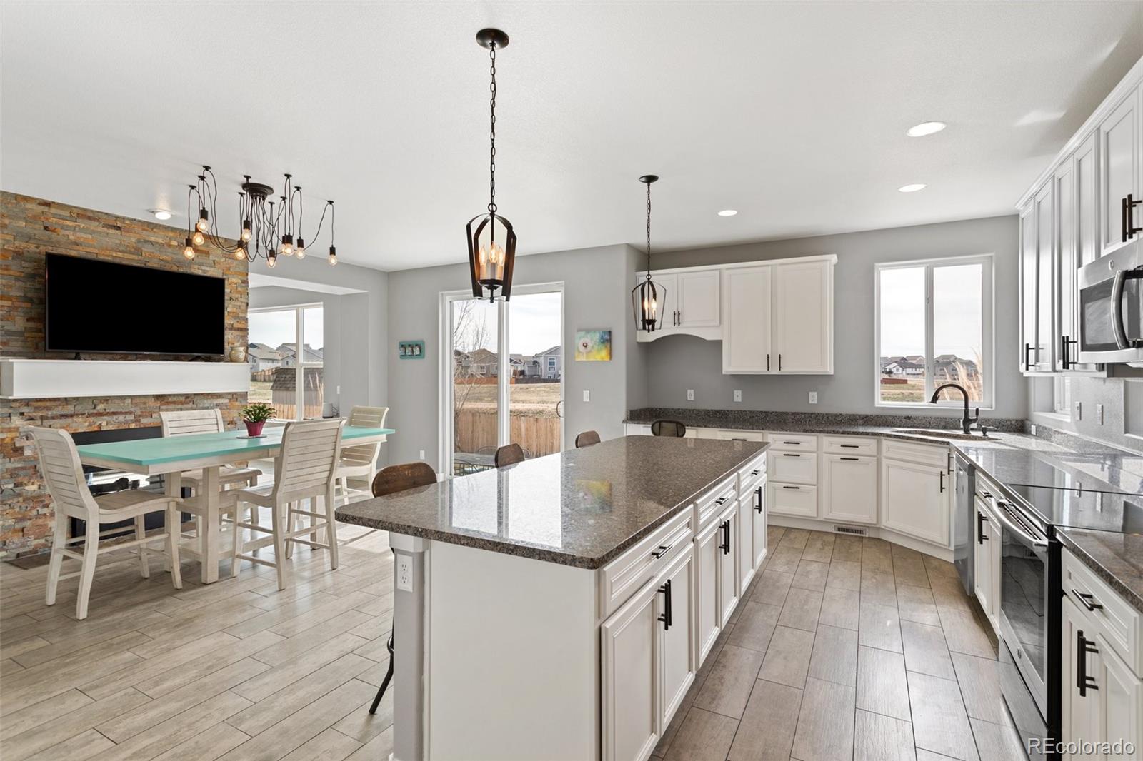 MLS Image #12 for 10622  abrams drive,colorado springs, Colorado