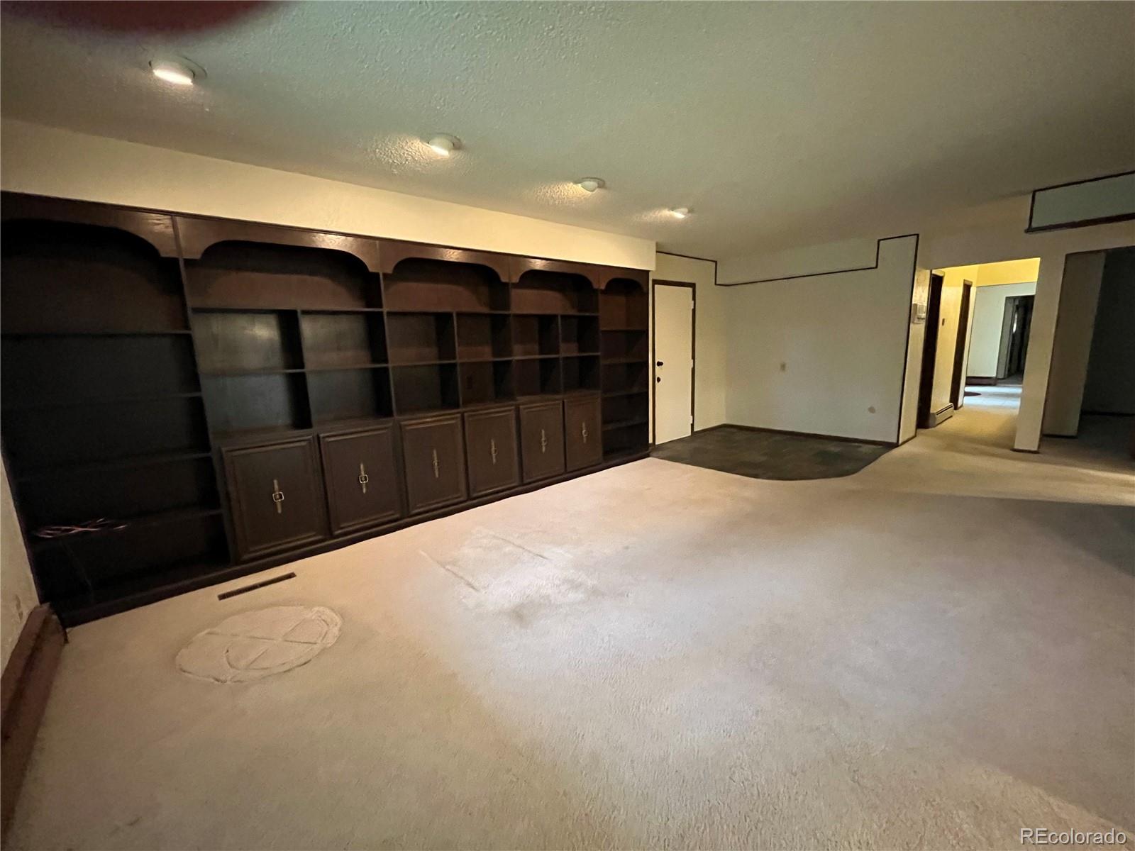 MLS Image #11 for 25  cedar circle,burlington, Colorado