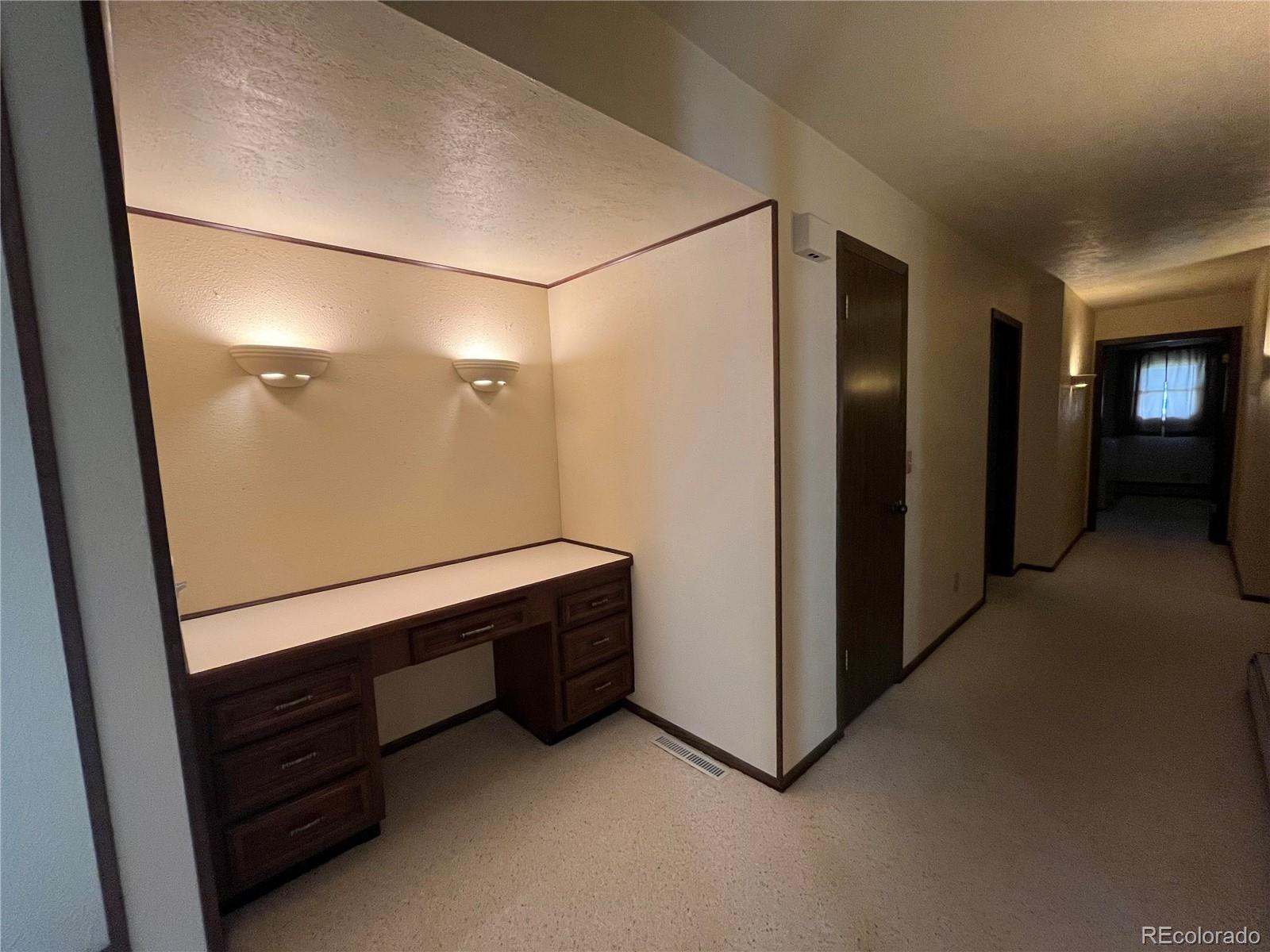 MLS Image #12 for 25  cedar circle,burlington, Colorado