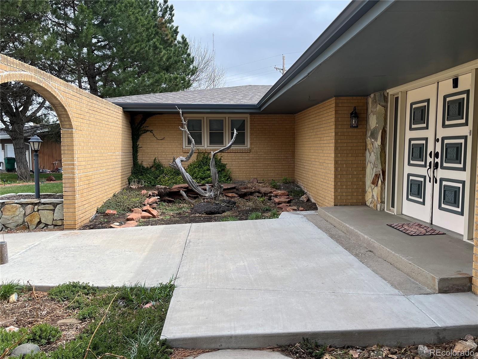 MLS Image #3 for 25  cedar circle,burlington, Colorado