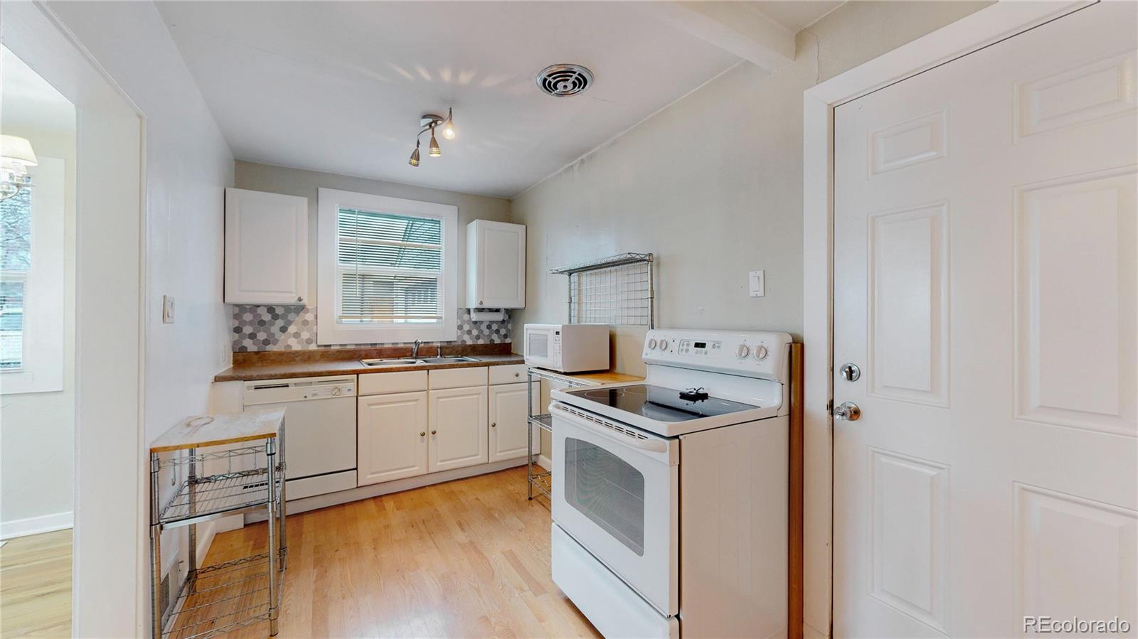 MLS Image #4 for 415 s parfet street,lakewood, Colorado