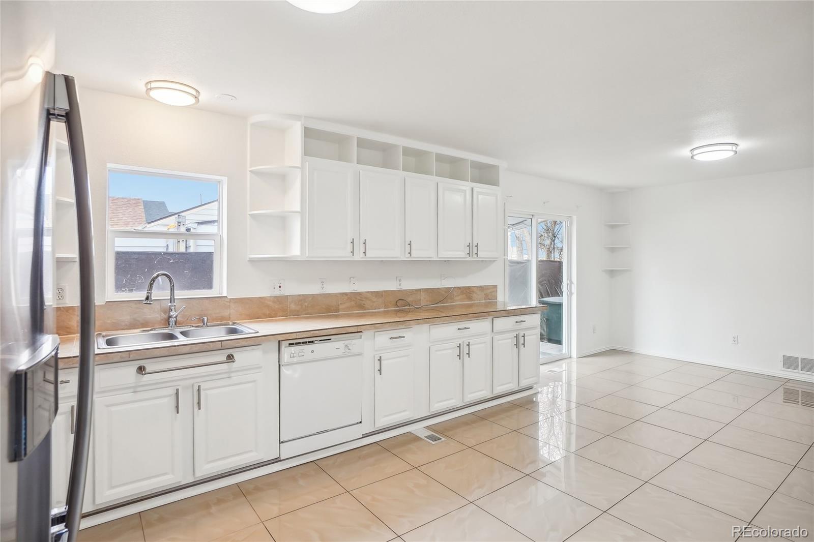 MLS Image #14 for 2758 w amherst avenue,denver, Colorado