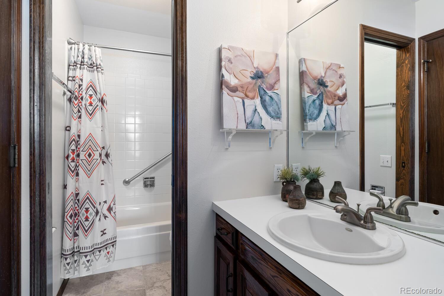 MLS Image #19 for 8861 e amherst drive,denver, Colorado