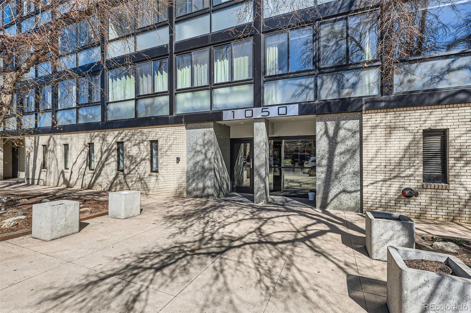 MLS Image #6 for 1050 n corona street 308,denver, Colorado