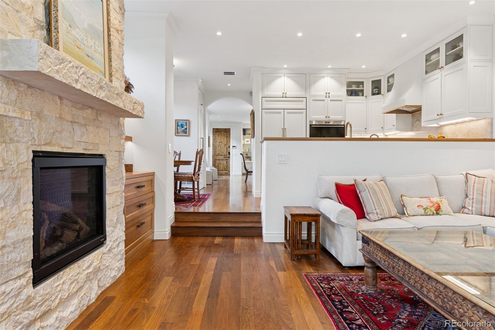 MLS Image #9 for 205  jackson street,denver, Colorado