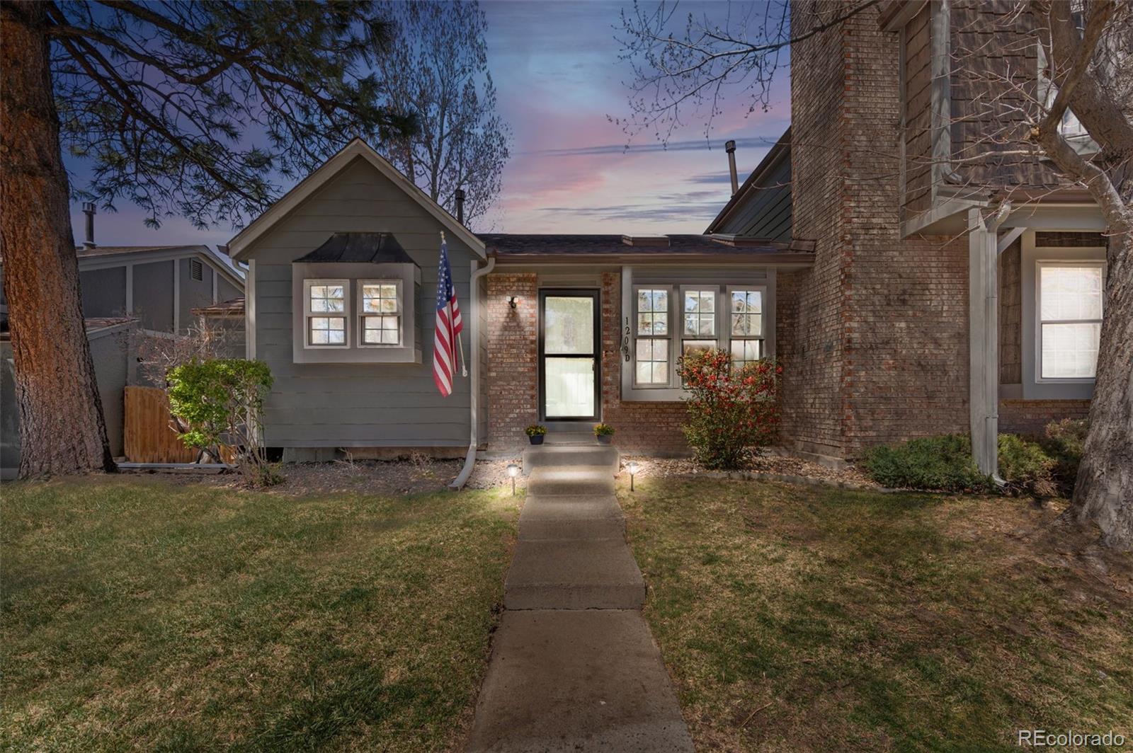 MLS Image #1 for 1209 s flower circle,lakewood, Colorado