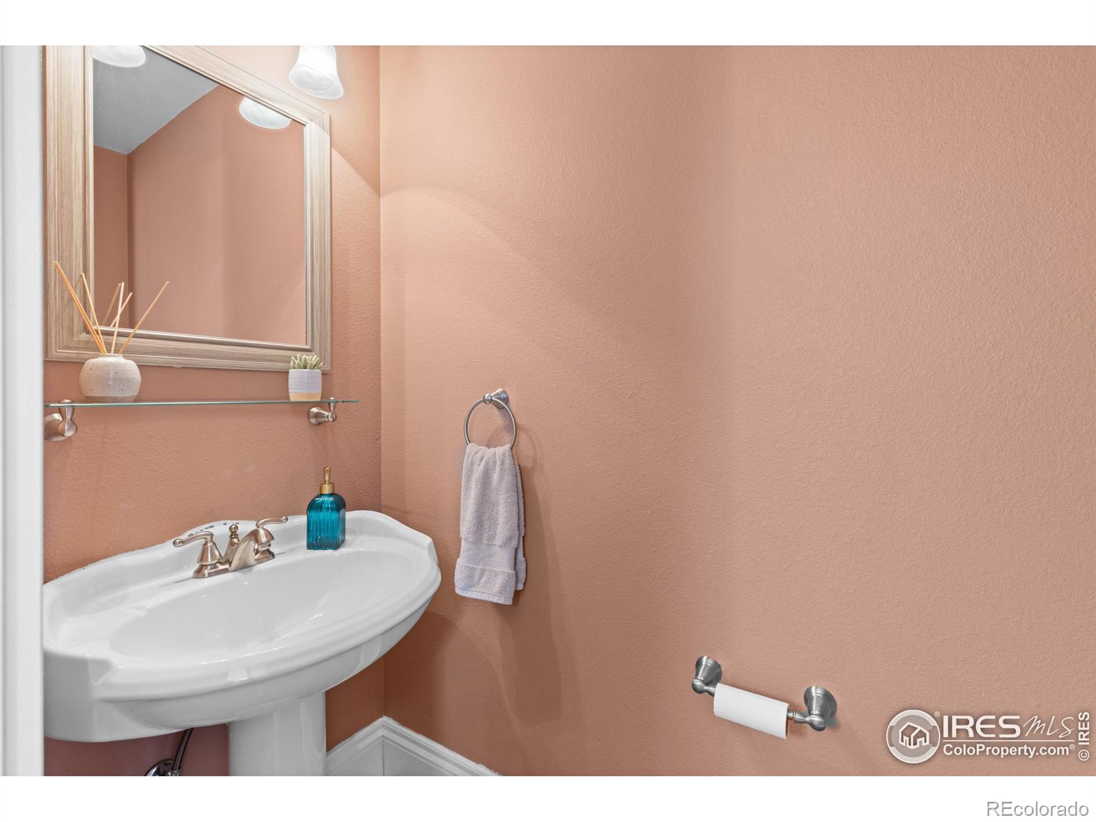 MLS Image #29 for 1016  katy lane,longmont, Colorado