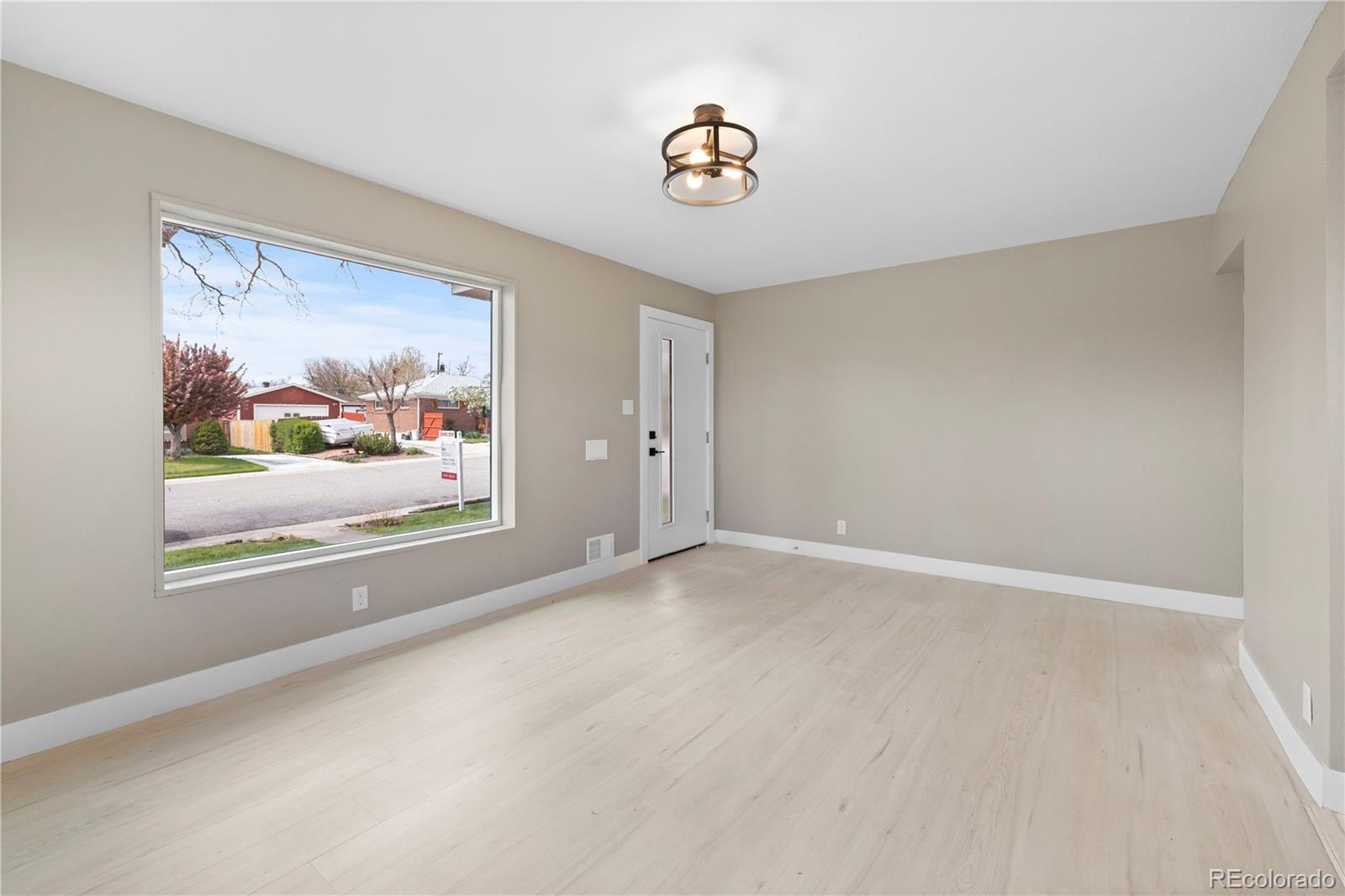MLS Image #3 for 10752  blue jay lane,northglenn, Colorado