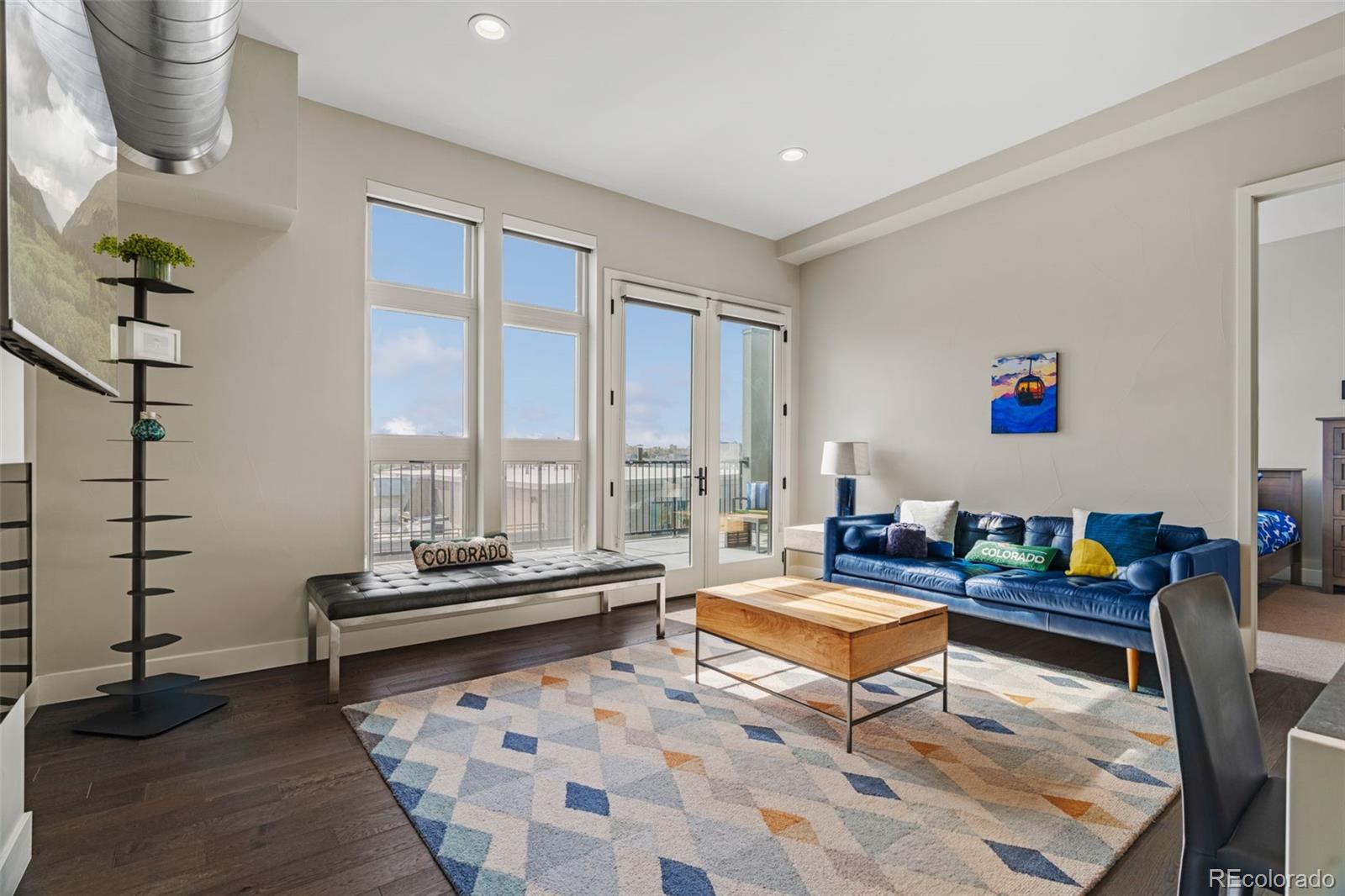 MLS Image #20 for 3198  blake street,denver, Colorado