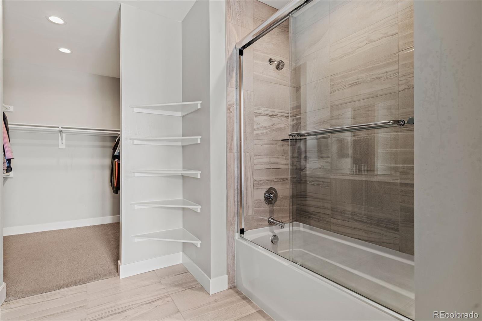 MLS Image #29 for 3198  blake street,denver, Colorado