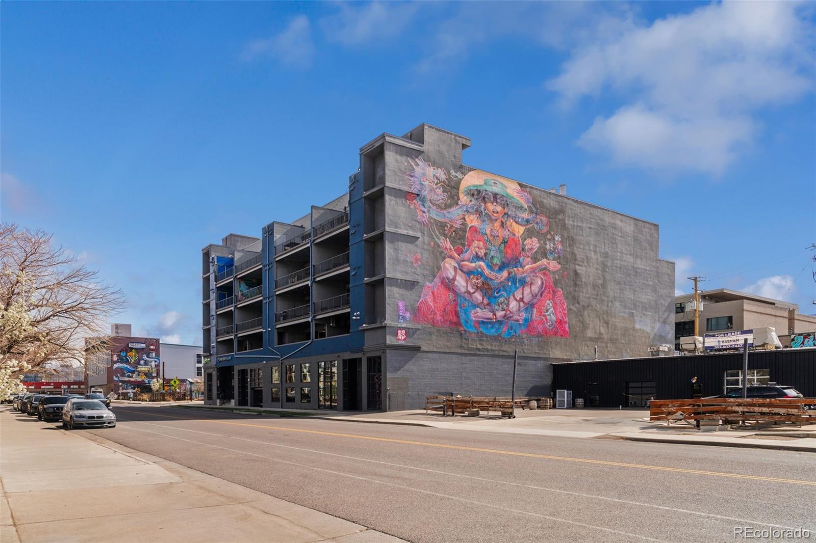 MLS Image #39 for 3198  blake street,denver, Colorado