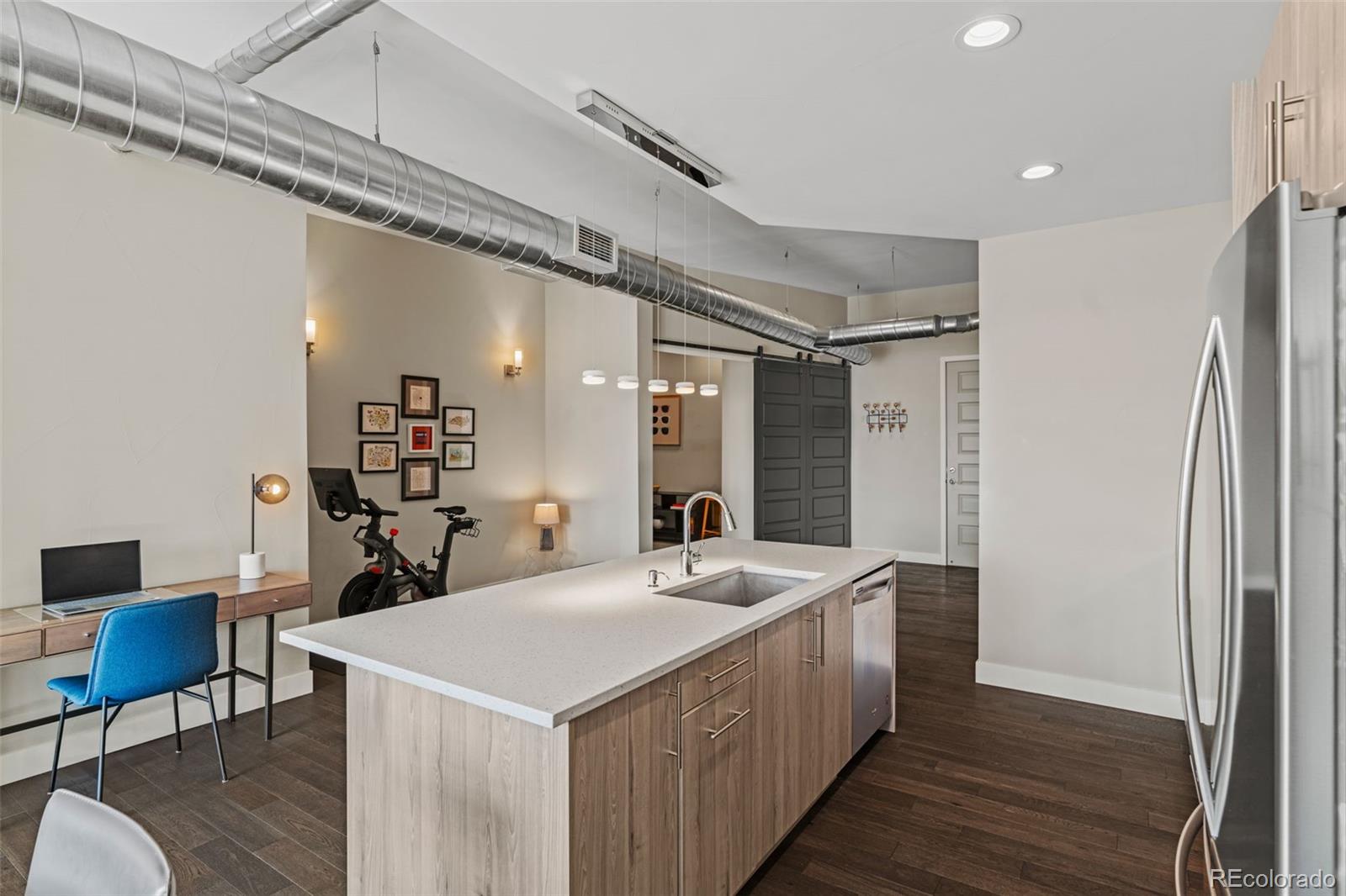 MLS Image #9 for 3198  blake street,denver, Colorado