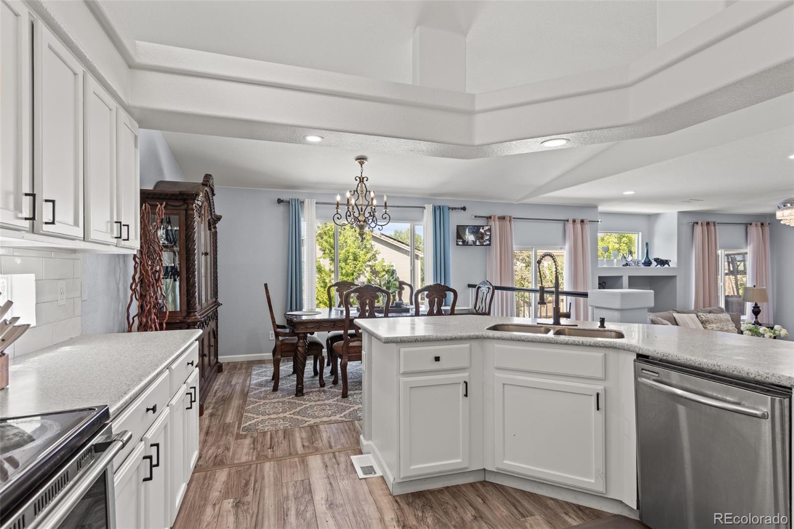 MLS Image #10 for 19895 e 40th place,denver, Colorado