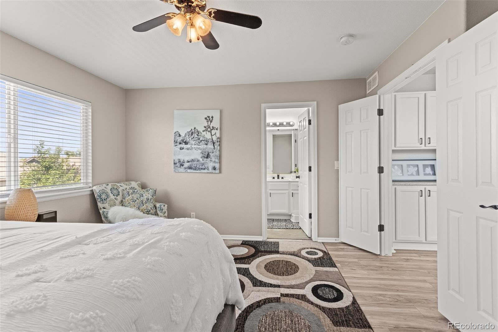 MLS Image #38 for 19895 e 40th place,denver, Colorado