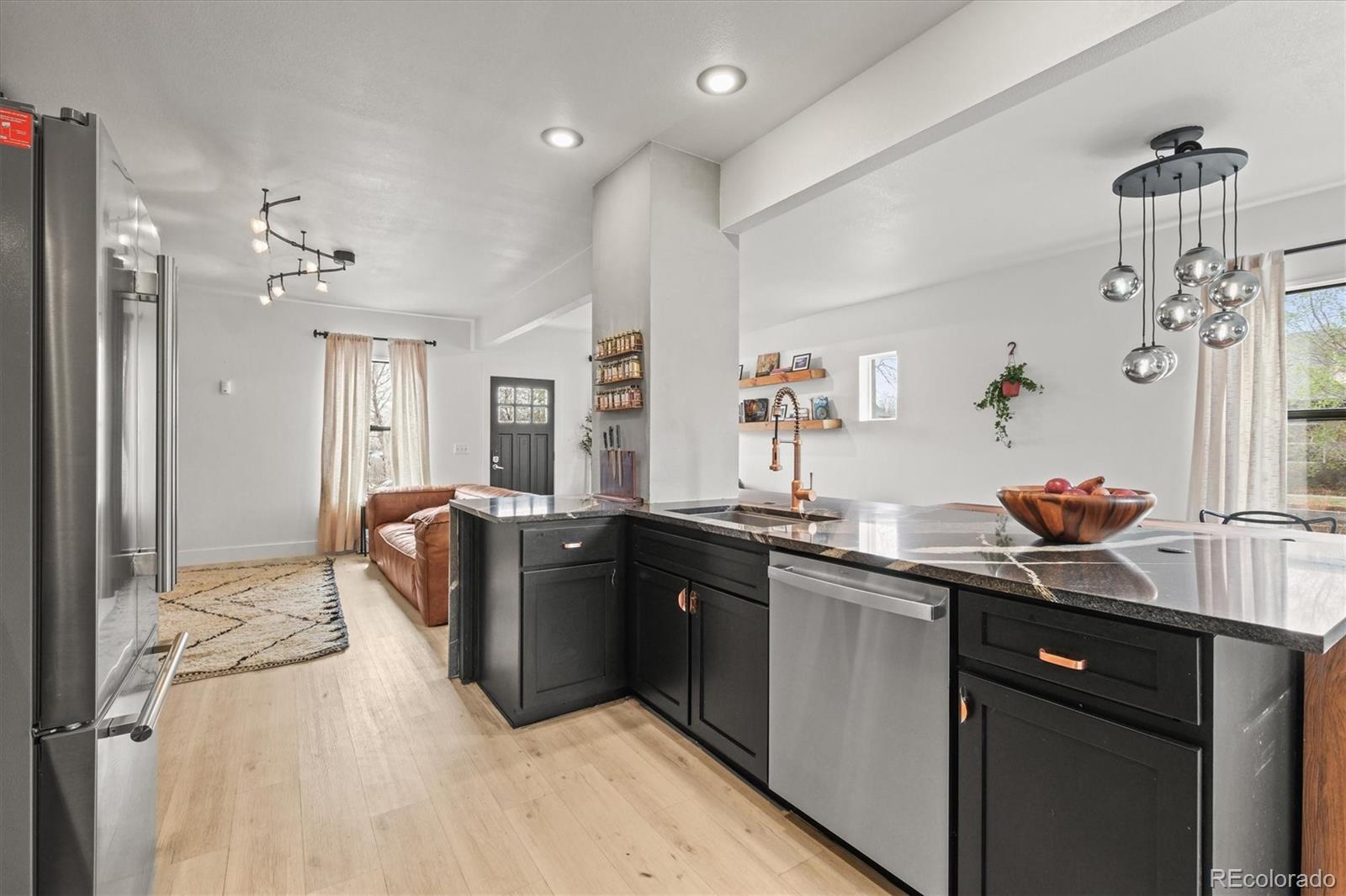 MLS Image #10 for 2127 w 41st avenue,denver, Colorado