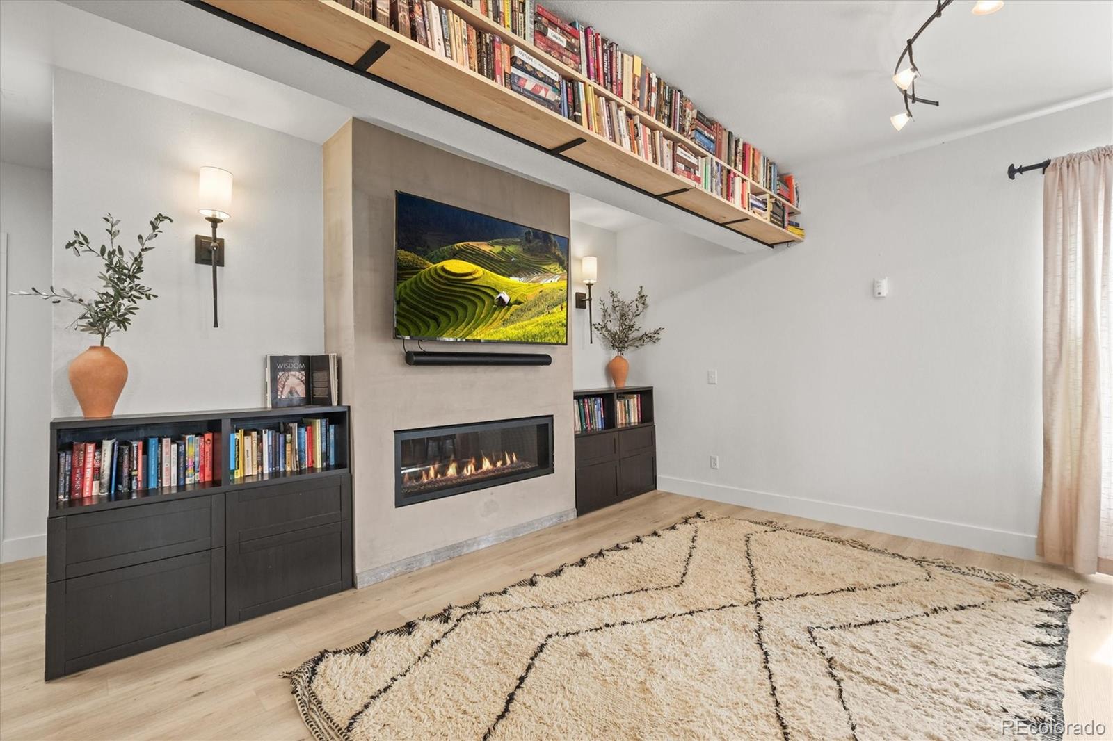 MLS Image #5 for 2127 w 41st avenue,denver, Colorado