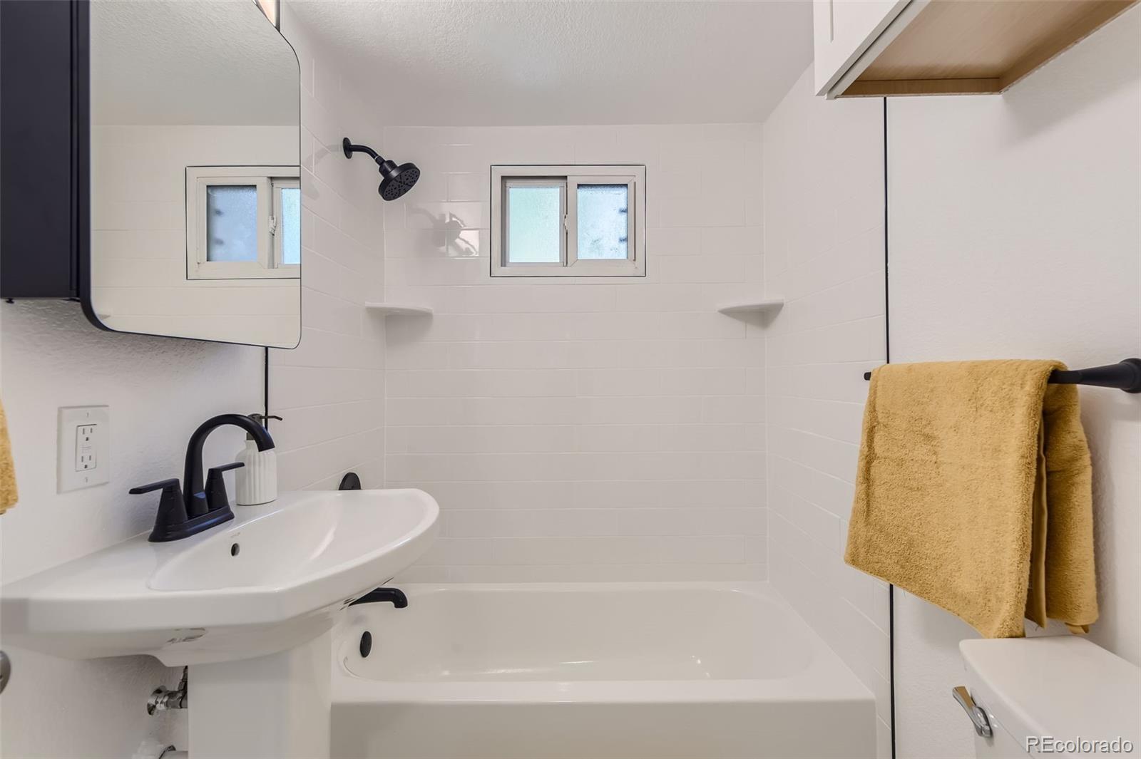 MLS Image #17 for 5330 s windermere street,littleton, Colorado