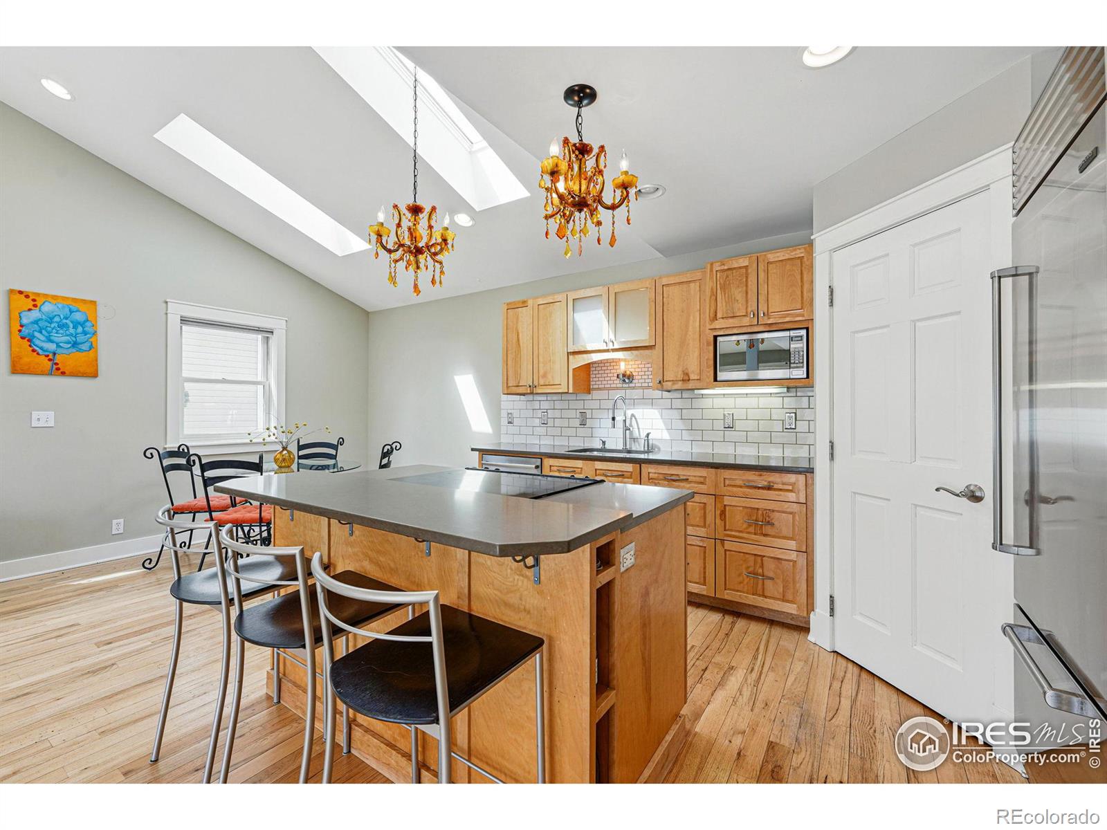 MLS Image #10 for 211  2nd avenue,lyons, Colorado