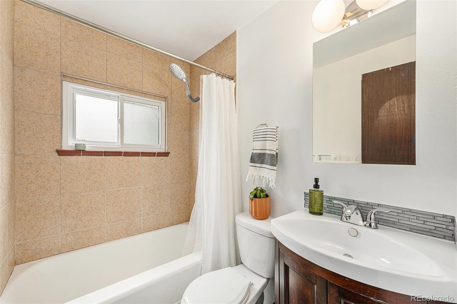 MLS Image #15 for 2784 w 4th avenue,denver, Colorado