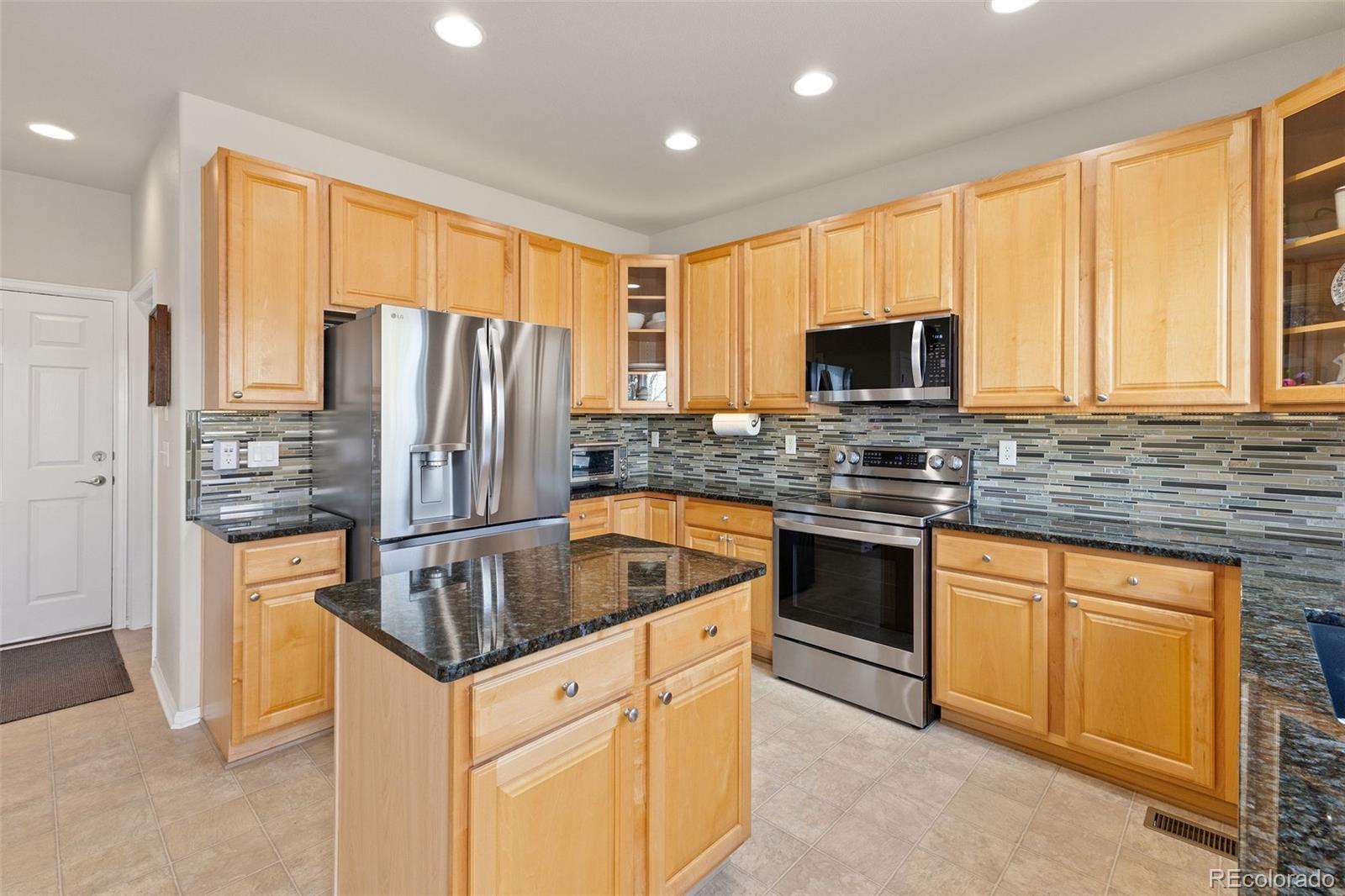 MLS Image #11 for 512  cardens place,erie, Colorado