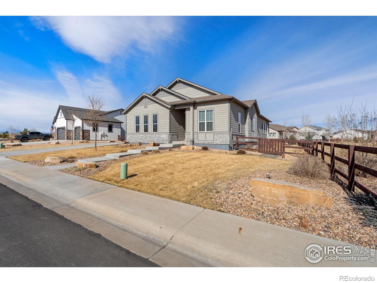 CMA Image for 904  hitch horse drive,Windsor, Colorado