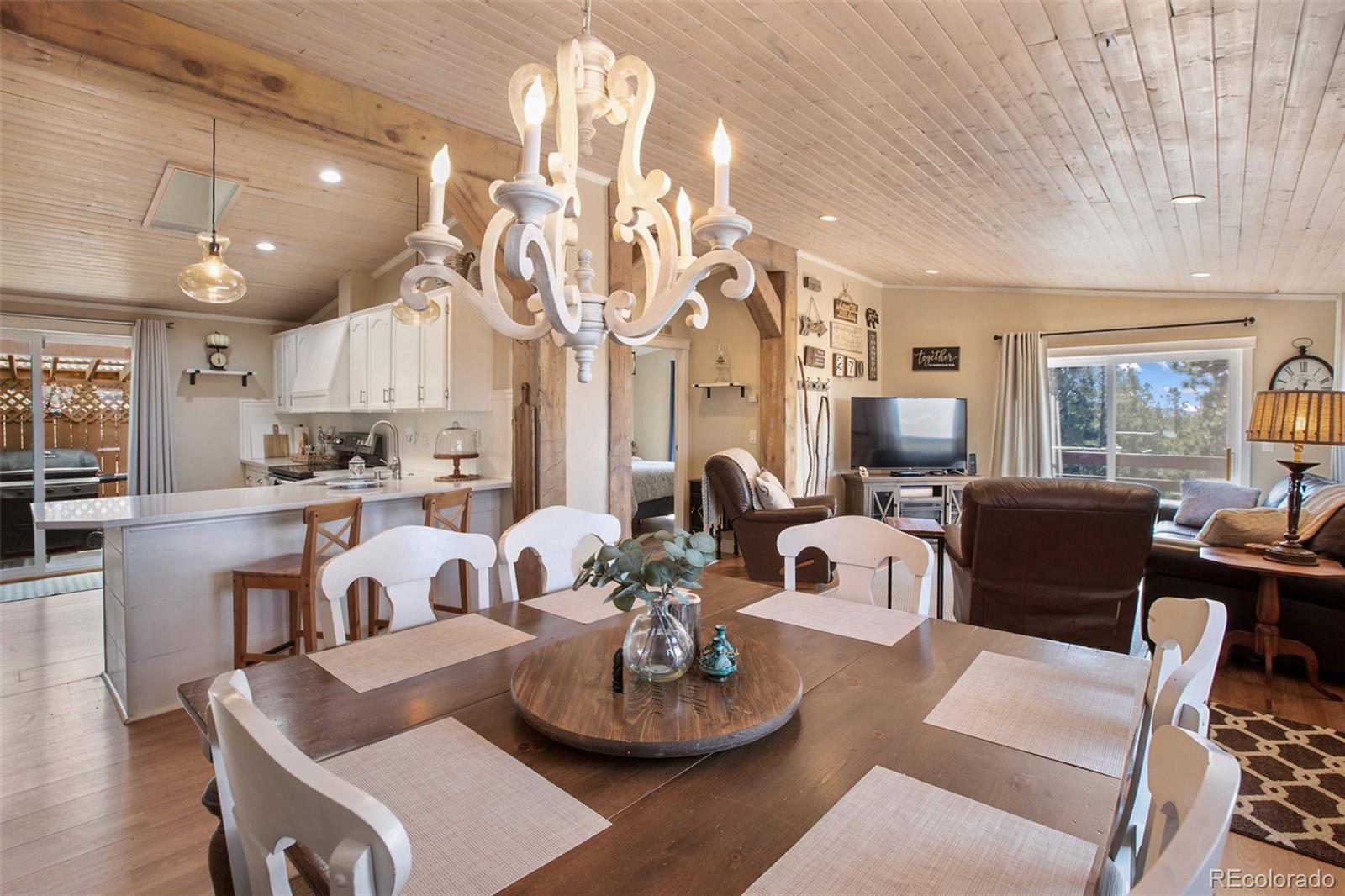 MLS Image #19 for 270  southgate circle,florissant, Colorado
