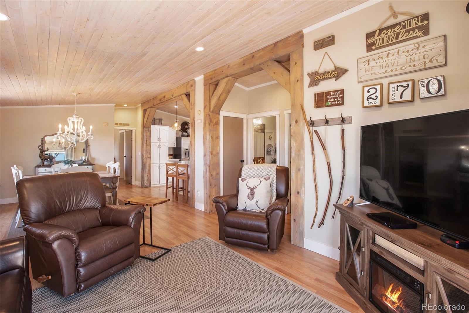 MLS Image #6 for 270  southgate circle,florissant, Colorado