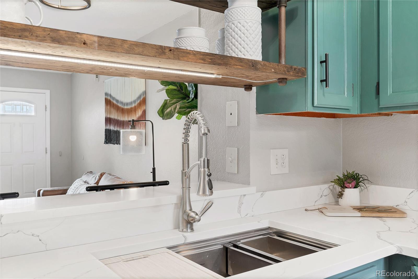 MLS Image #11 for 9467 w ontario drive,littleton, Colorado