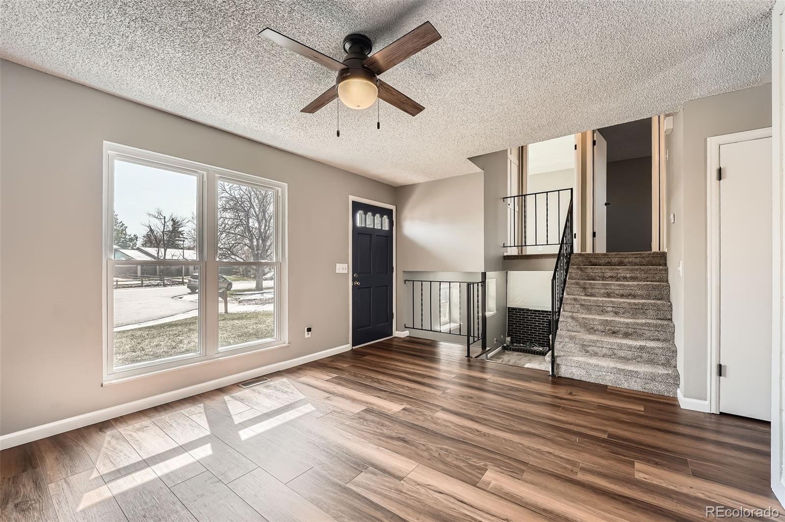 MLS Image #2 for 2539 s kittredge court,aurora, Colorado