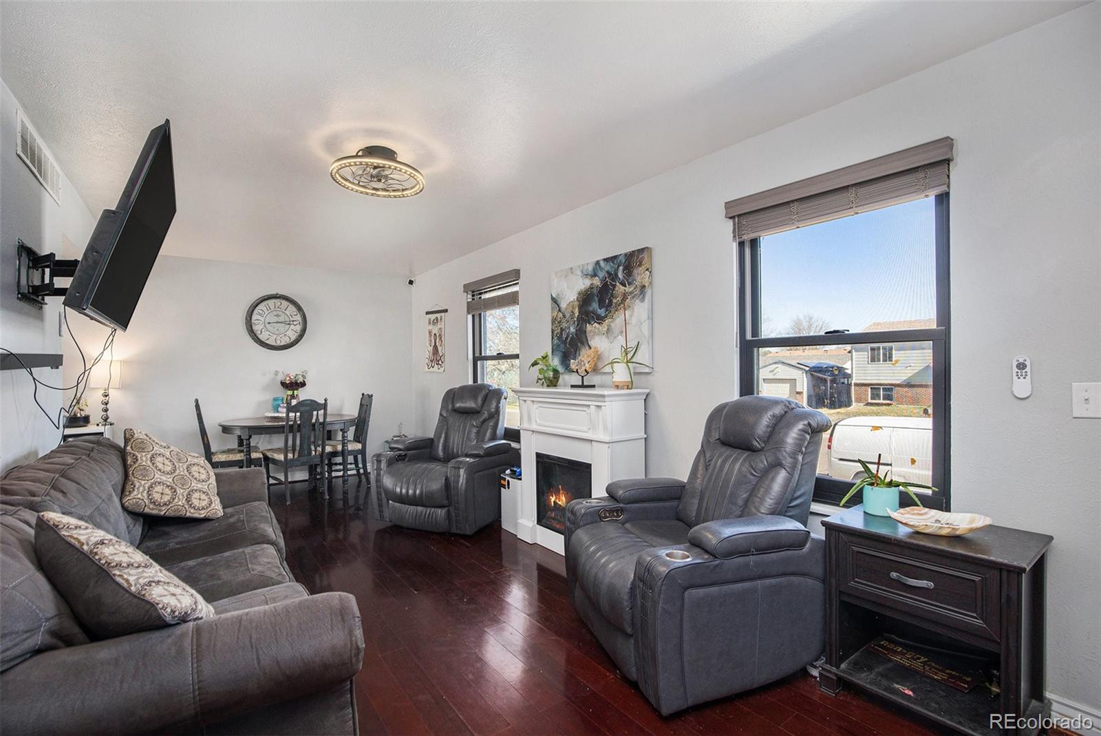 MLS Image #3 for 17233 e princeton drive,aurora, Colorado