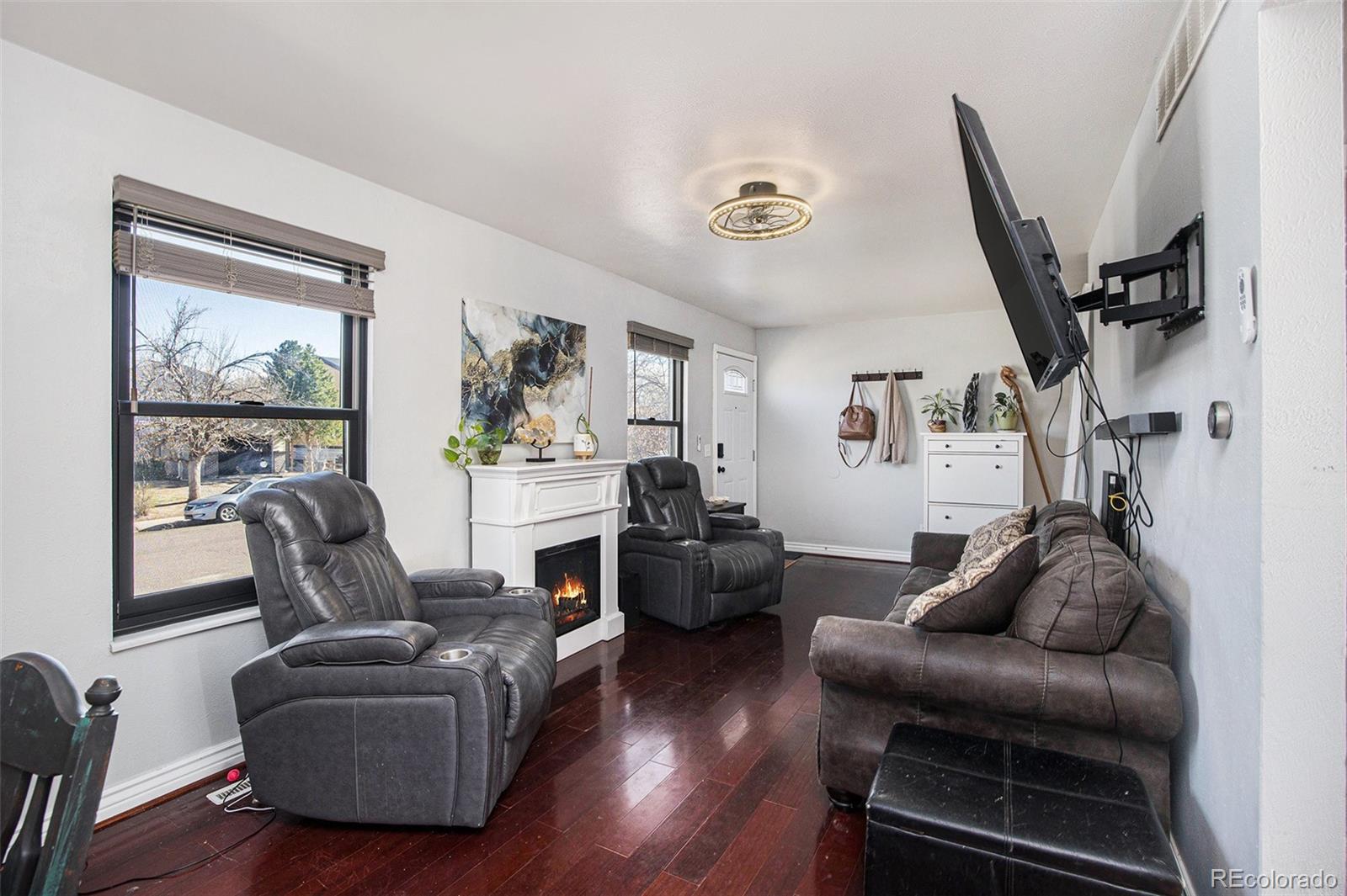 MLS Image #5 for 17233 e princeton drive,aurora, Colorado