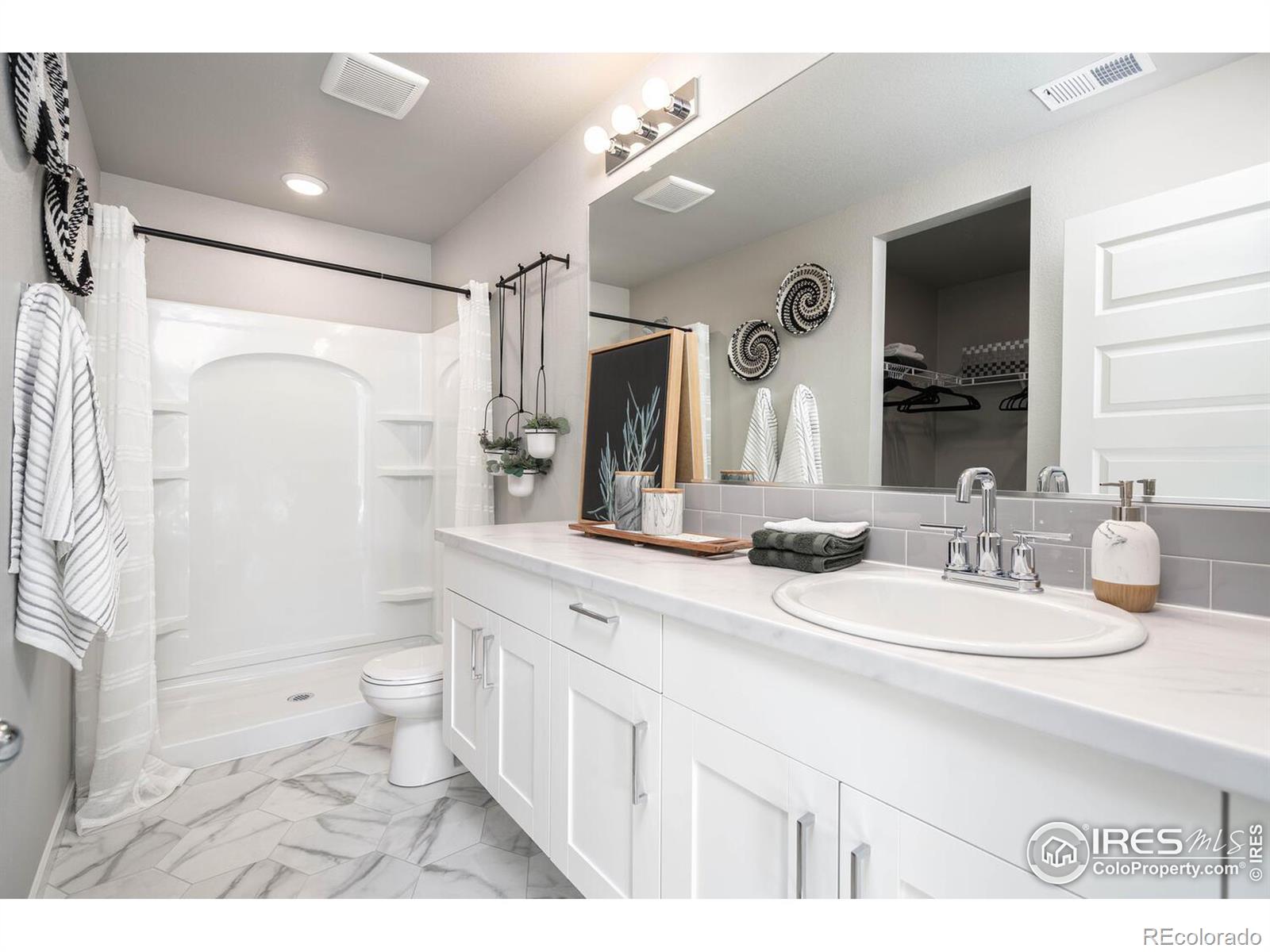 MLS Image #6 for 3909  kobuk street,evans, Colorado